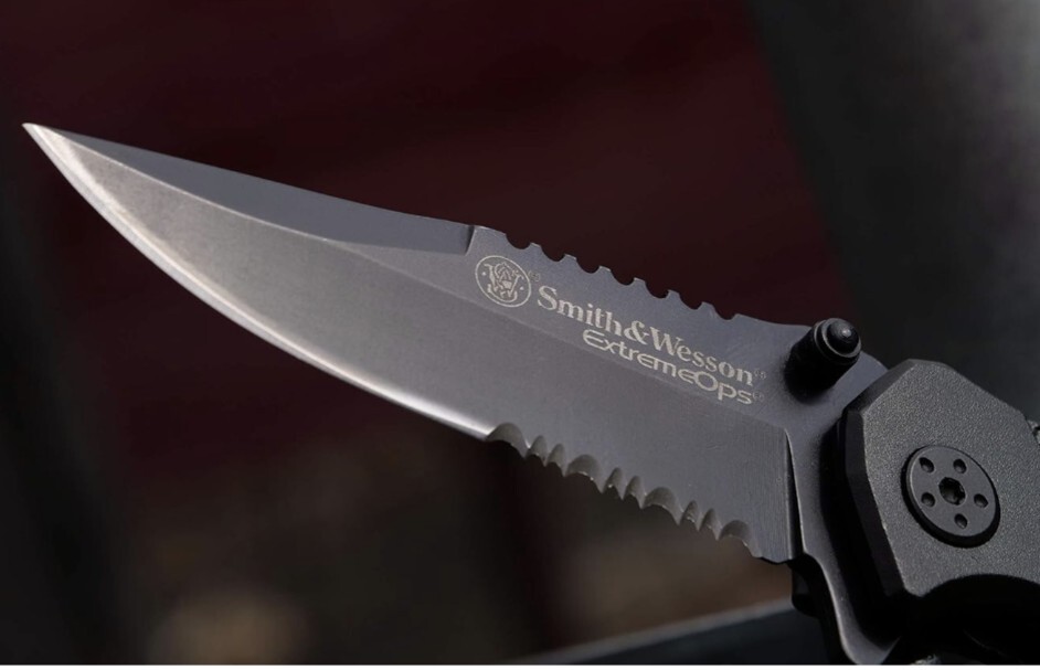 Smith & Wesson EXTREME OPS Folding Tactical Knife, Model SWA24S, Black Finish