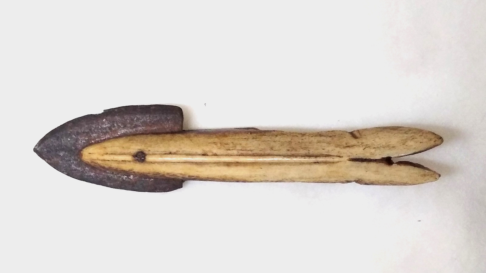Intuit Alaska Toggle Harpoon with Iron Arrowhead