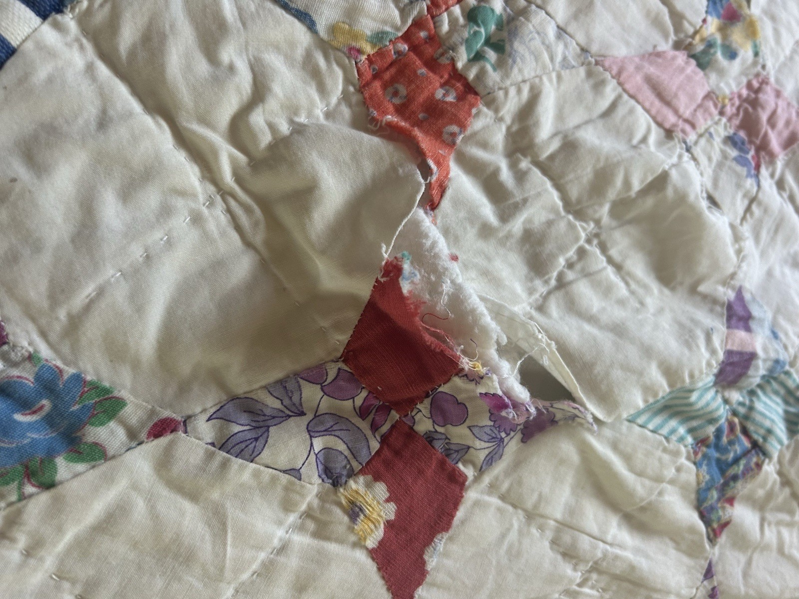 Vtg 4 Point Star Snowball Quilt Feedsack Fabric Scrap Quilt Depression Era READ