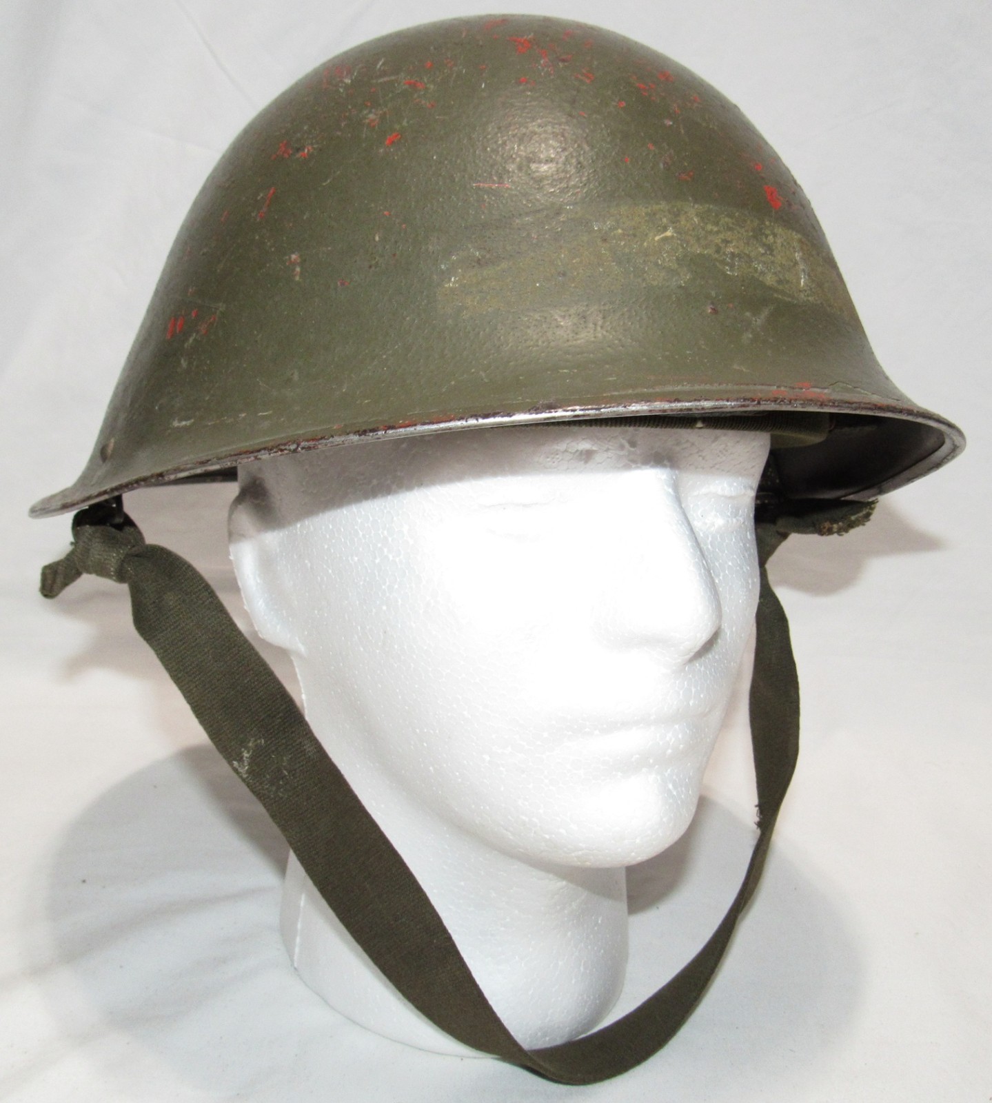British UK Army Mk. IV V Turtle Shell Helmet 1950’s-1980’s Red OD MP? Training?