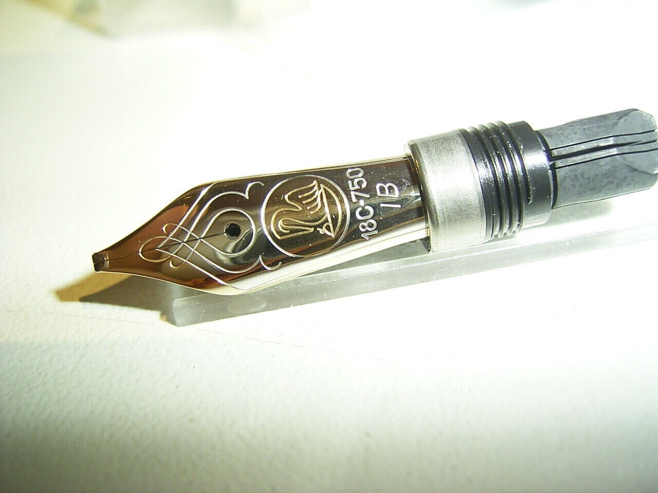 Pelikan M800-M805-M815-M900-M910 Broad Broad BB Nib 18K