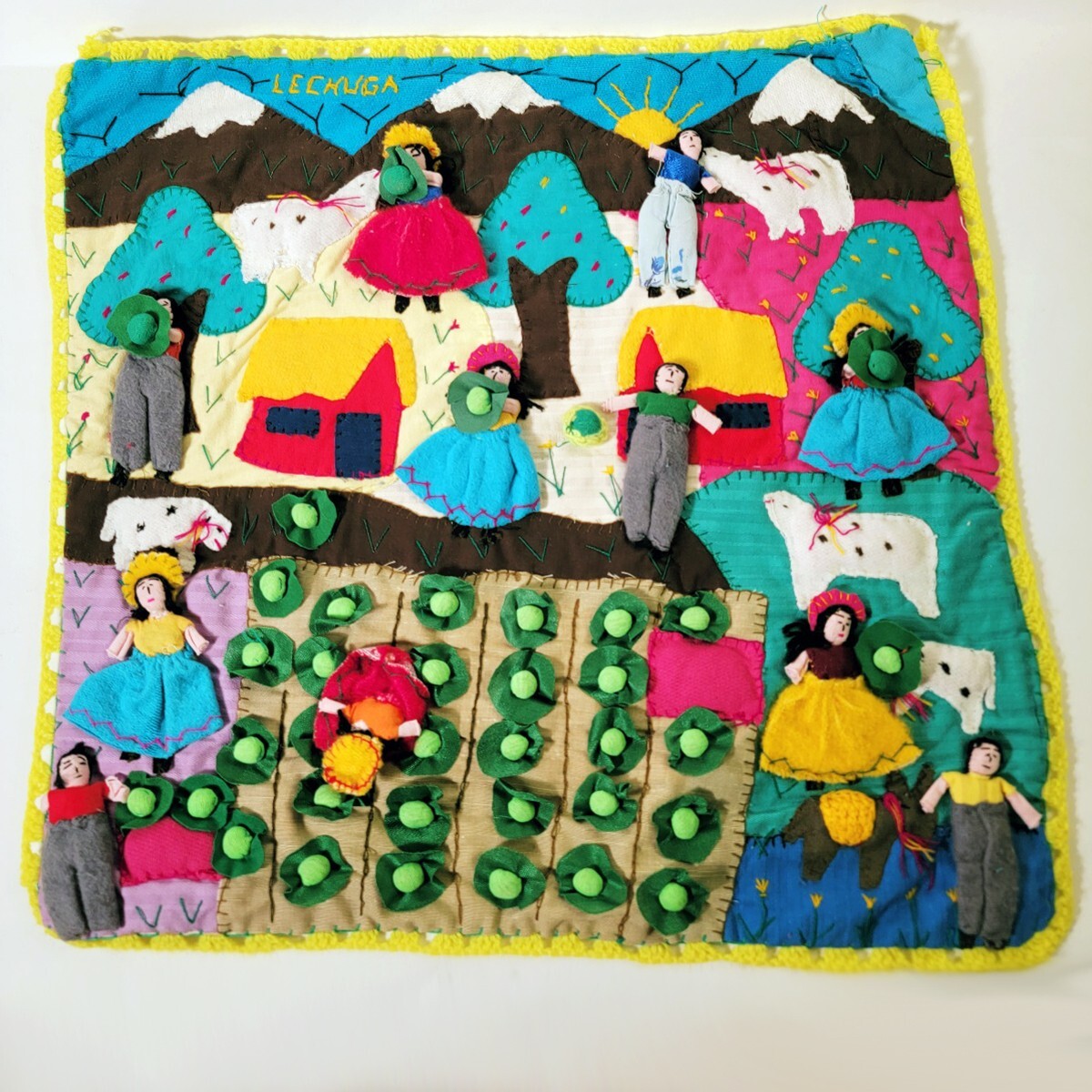 Vintage PERUVIAN Handmade ARPILLERA Folk Art Tapestry 19.5×19.5 in 3D dolls