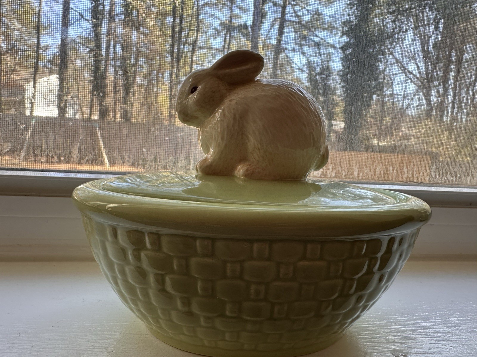 Ceramic Bunny Covered Dish Green Rabbit Lid Candy Trinket Bowl Easter Decor