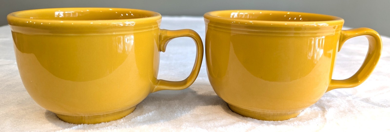 2 Homer Laughlin Daffodil Yellow Jumbo Large Coffee Chili/Soup/ Coffee Mugs