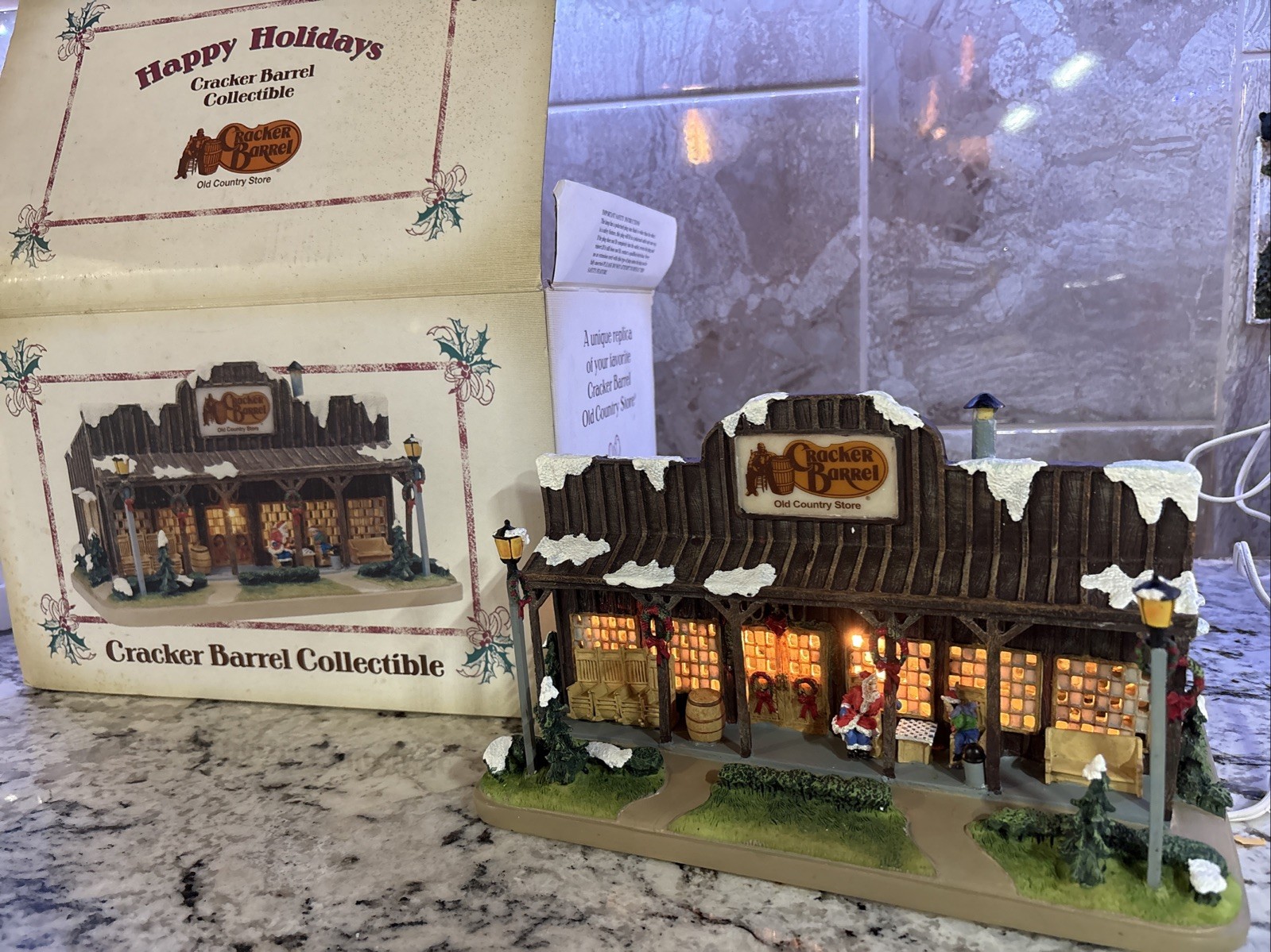 Cracker Barrel Christmas Village Light-Up Old Country Store W/Box & Cord 2005