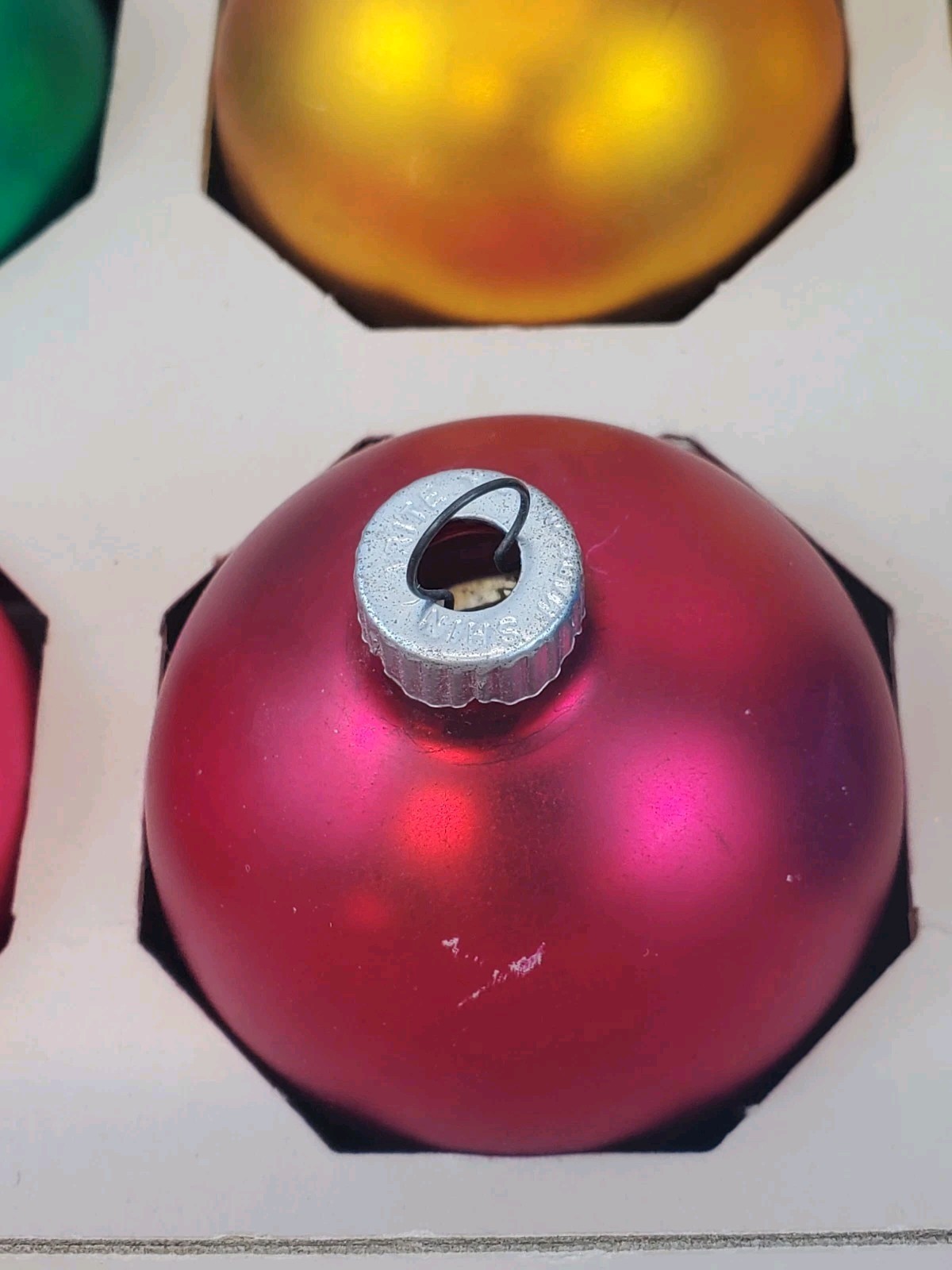 Vintage Shiny Brite Christmas Tree Ornaments Green Gold Pink Original Box 12