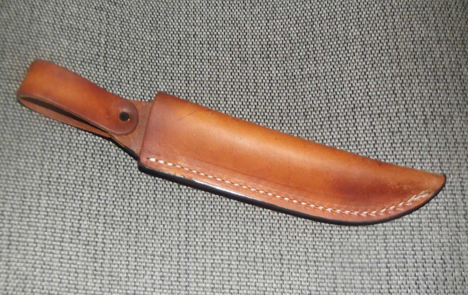 Custom Leather Sheath with Dangler Style Loop 1002