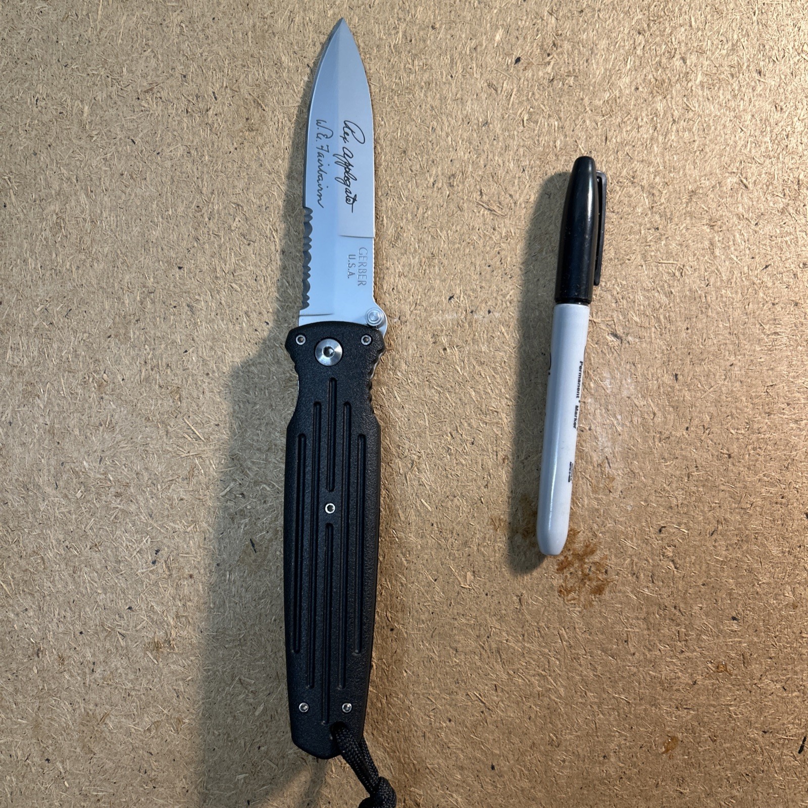 Original GERBER APPLEGATE-FAIRBAIRN Combat Folder USA MADE DISCONTINUED