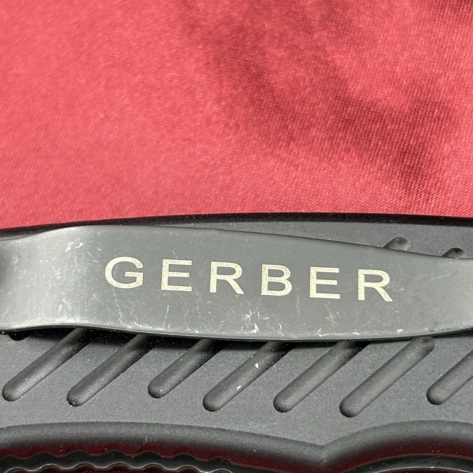GERBER FOLDING COMBAT 06 MODEL KNIFE🇺🇸S30V SERRATED-PLAIN W/SHEATH-EXCELLENT