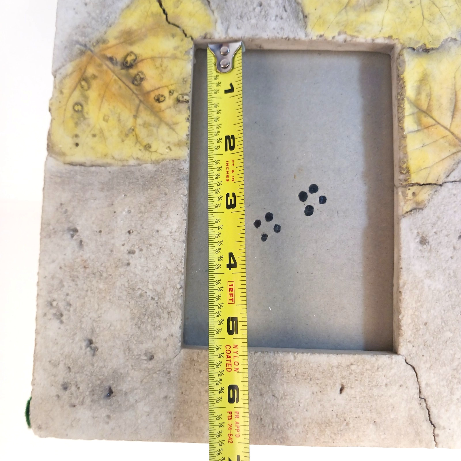 2 Stone Textured Leaf Picture Frame 6.5″x5.25″ & 9″x7.25″ Holds 3″x3″&3.5″x5.25″