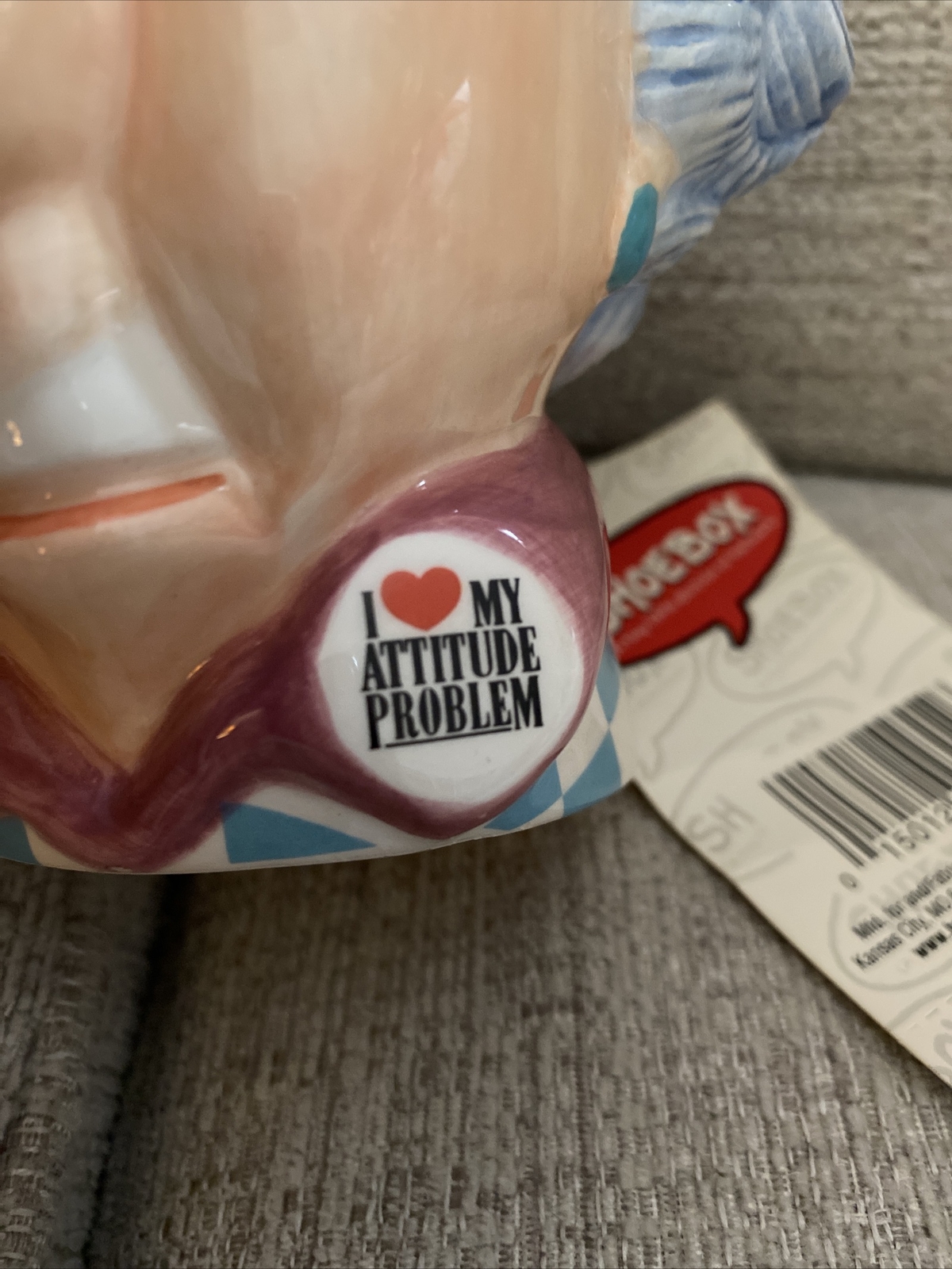 NEW Maxine Coffee Cup – Grumpy Old Lady “I love my attitude” – Shoebox Hallm
