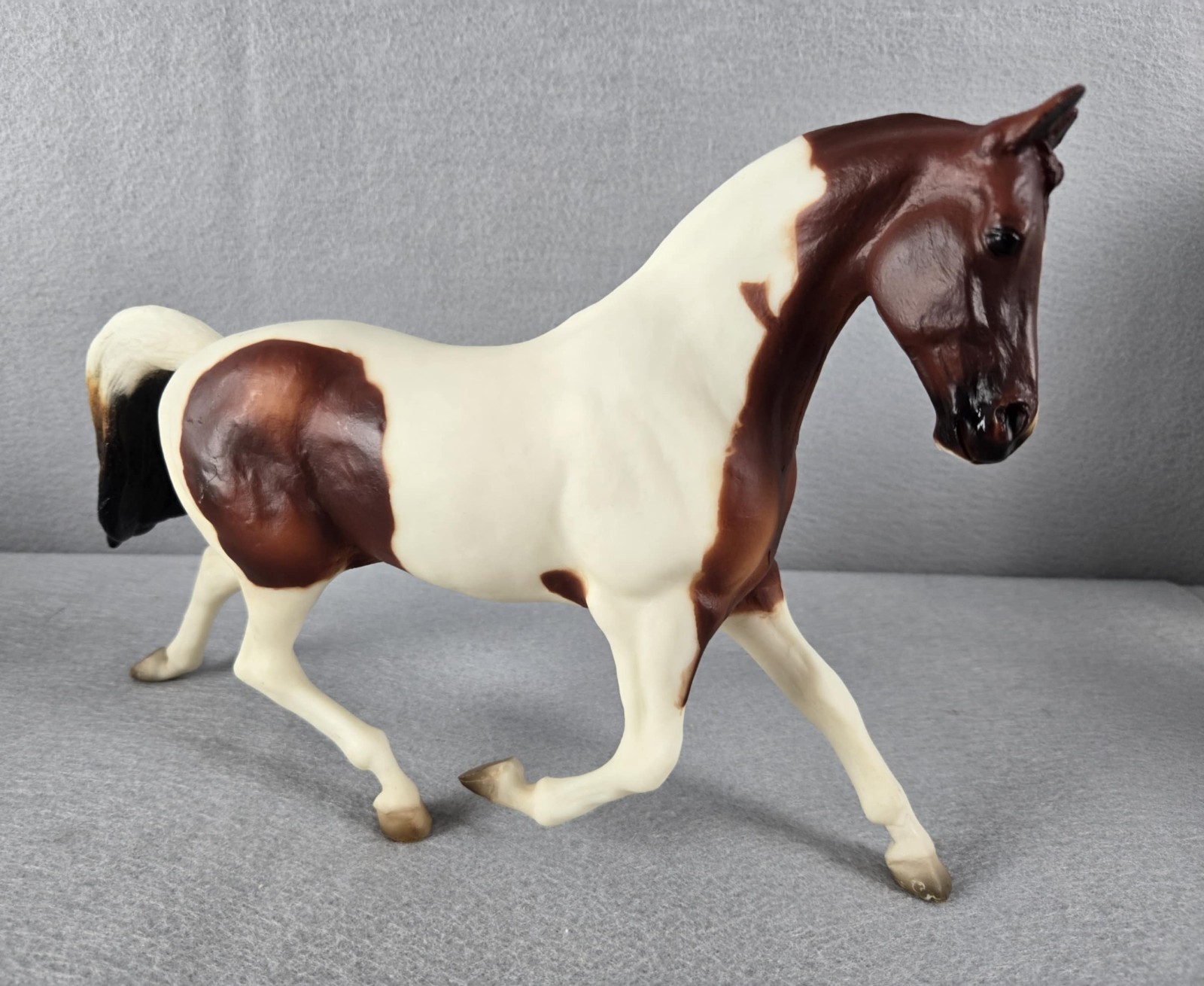 Breyer Vintage #470 Misty’s Twilight Chestnut Tobiano Model Horse Traditional