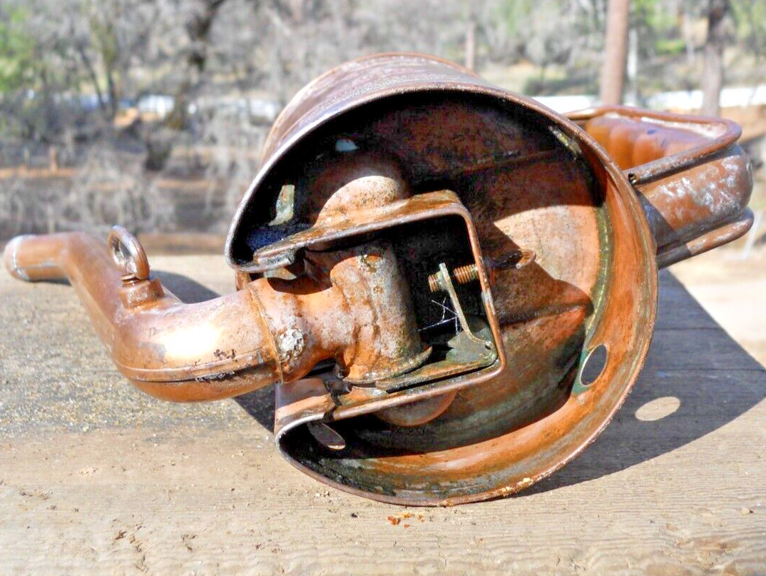Vintage Copper 1 Quart Swing Spout Oil Can Made in USA Great Condition