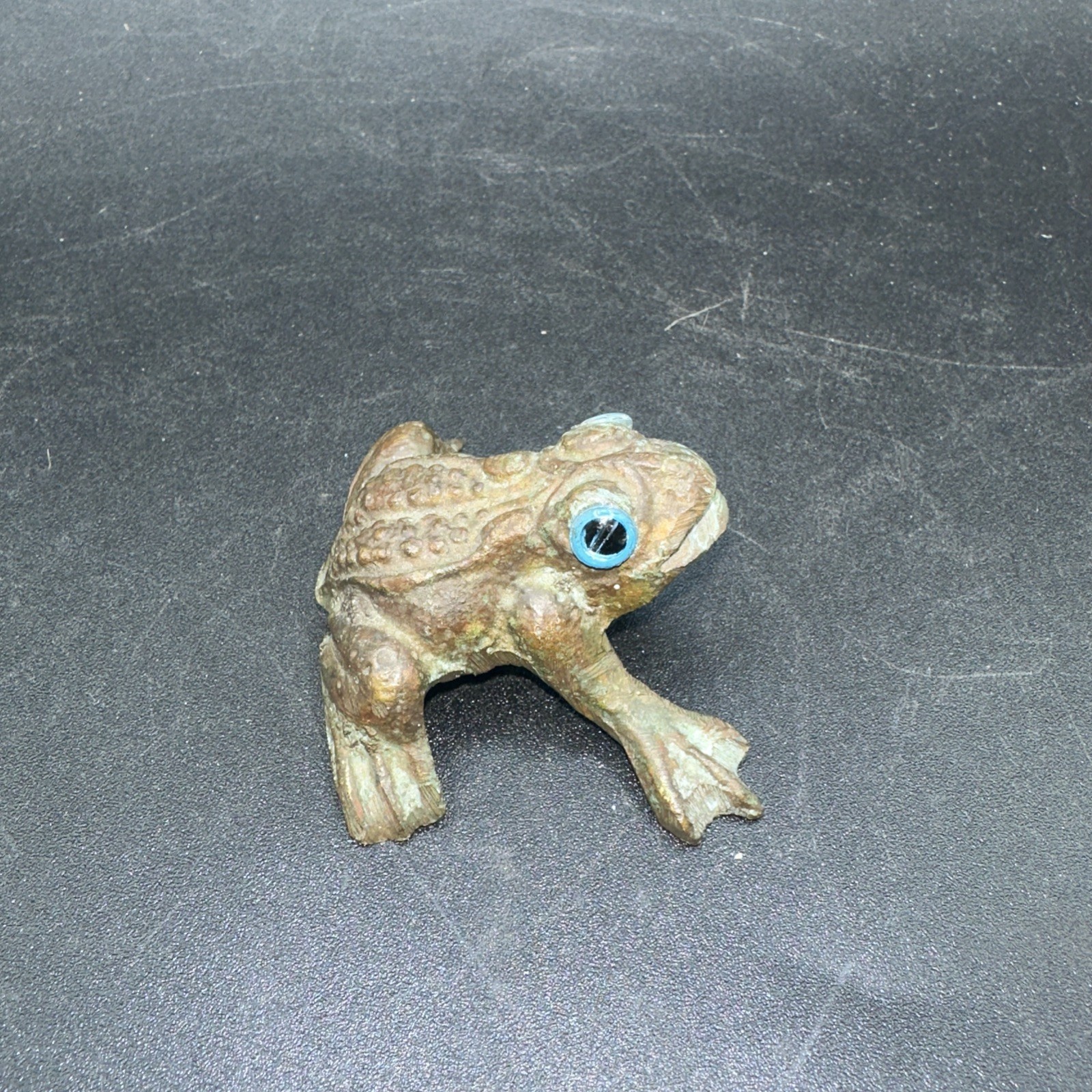 Vtg Small Bronze Frog Figurine With Green Patina Sculpture Decoration 2”