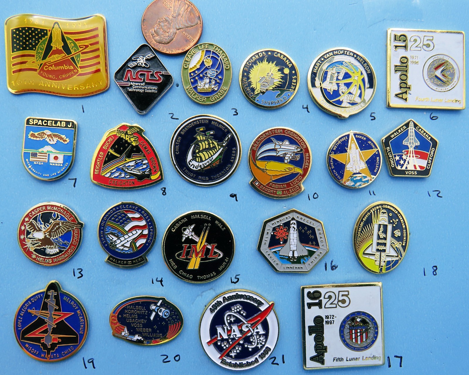 NASA enamel PIN lot of 21 vtg Space Shuttle ENDEAVOR Discovery COLUMBIA Group C