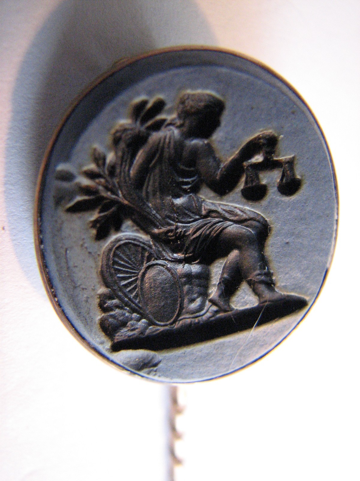 WEDGWOOD & BENTLEY XRARE HATPIN BLUE JASPER AND BASALT WASHED INTAGLIO JUSTICE