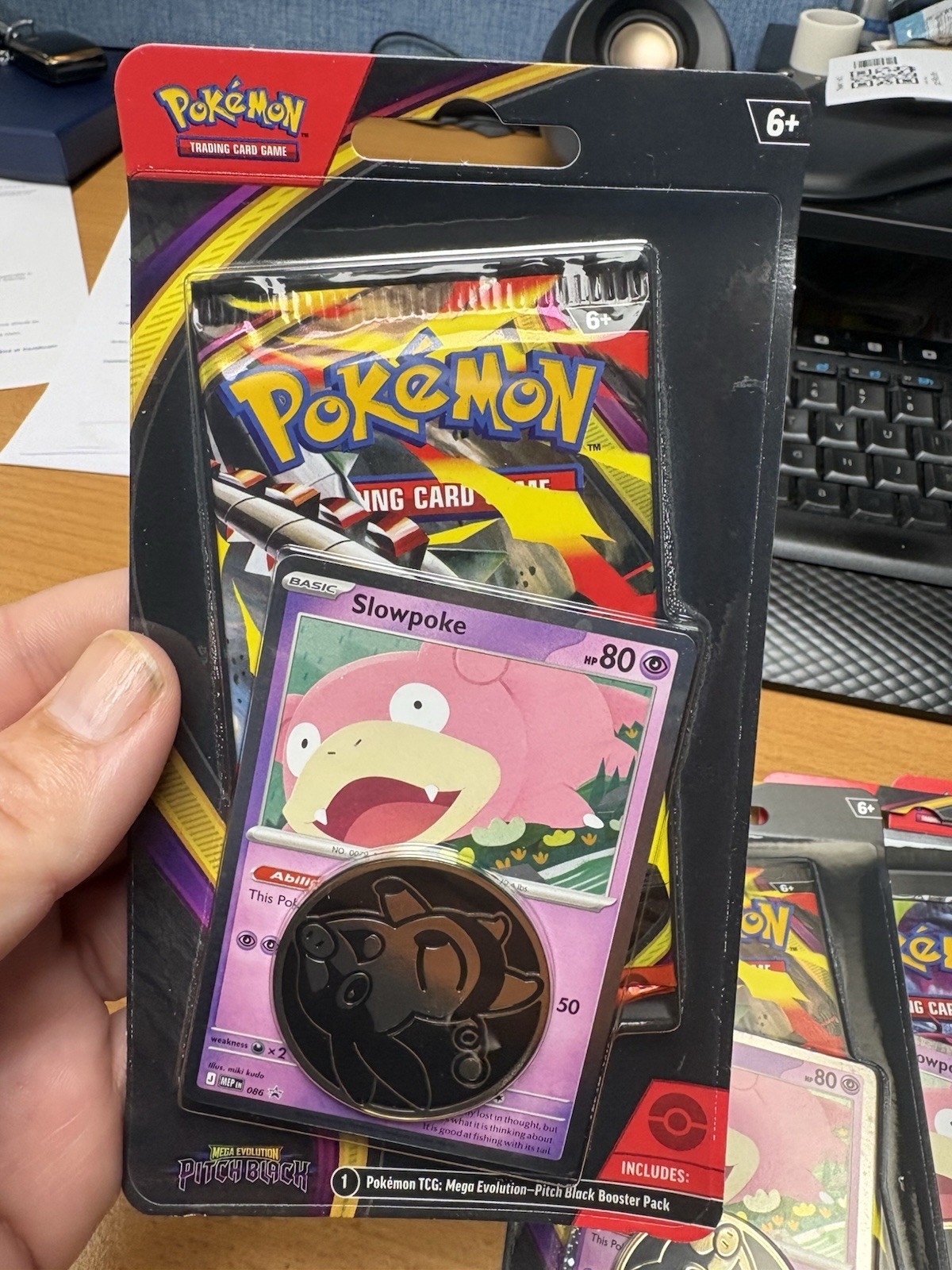 Pokemon TCG Pitch Black Single Pack Blister (Slowpoke Promo)