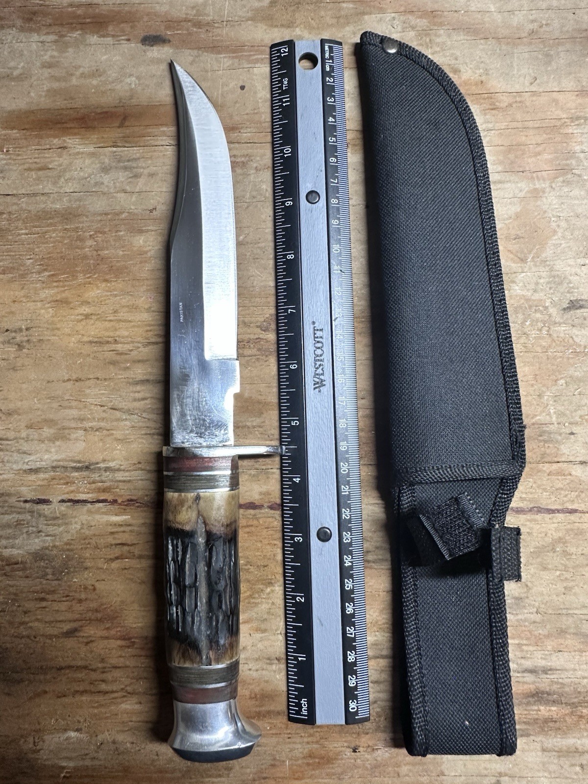 Chip Away Cutlery Hunting Knife with Sheath