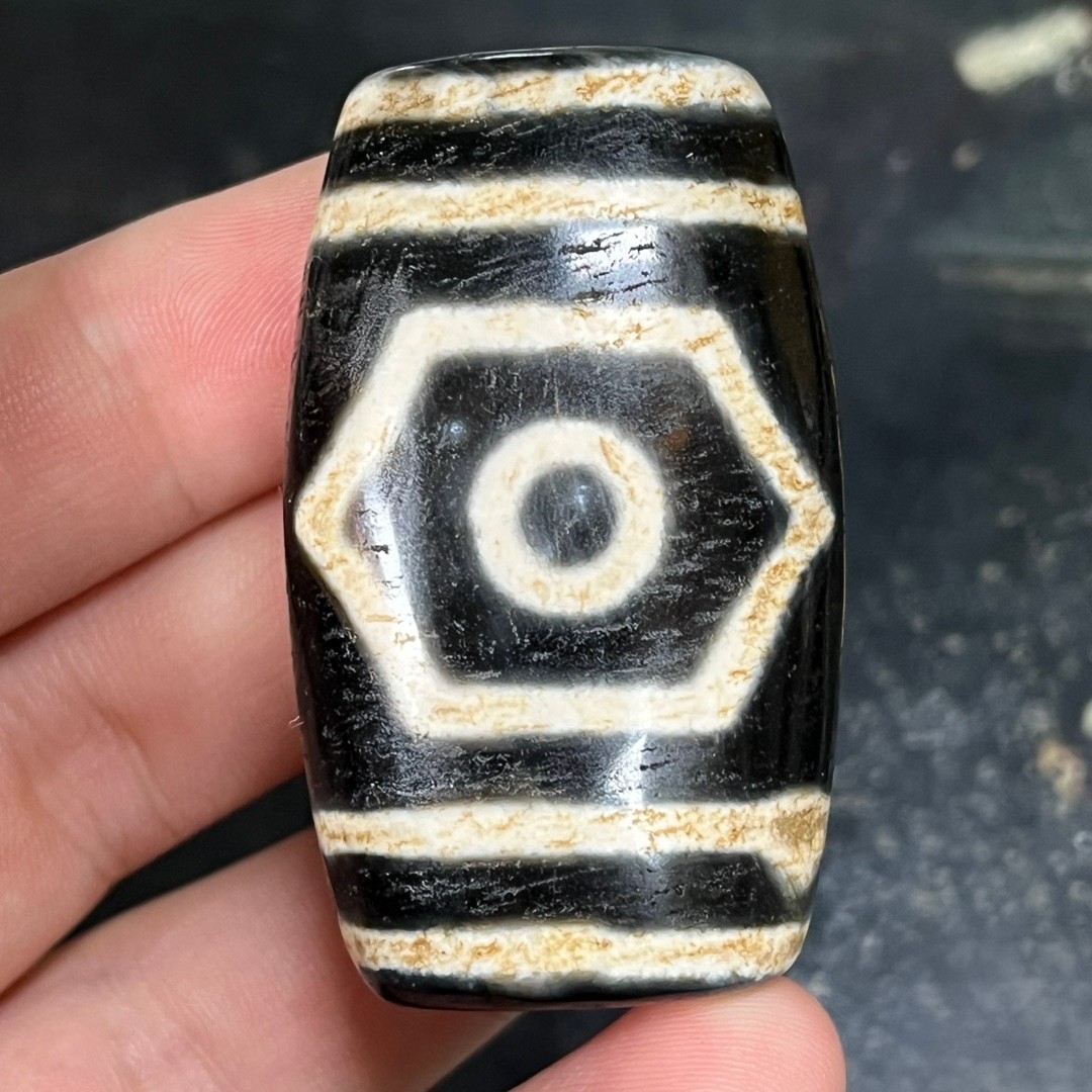 Unique Tibetan Old Agate DZi 3 Eyes Bead Amulet 46mm Z1025