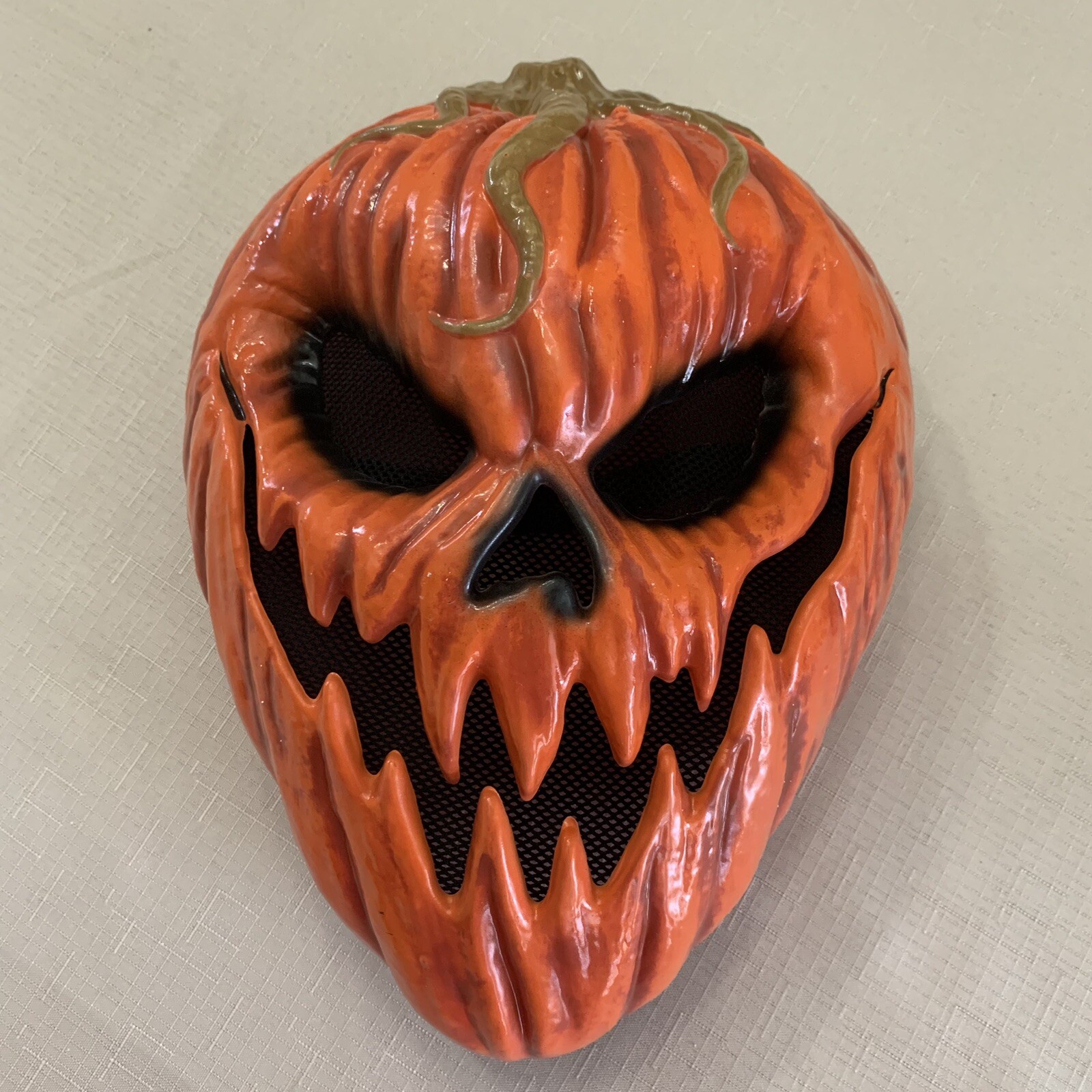 Halloween Pumpkin Scary Mask – Adult/Teen – Pre Owned