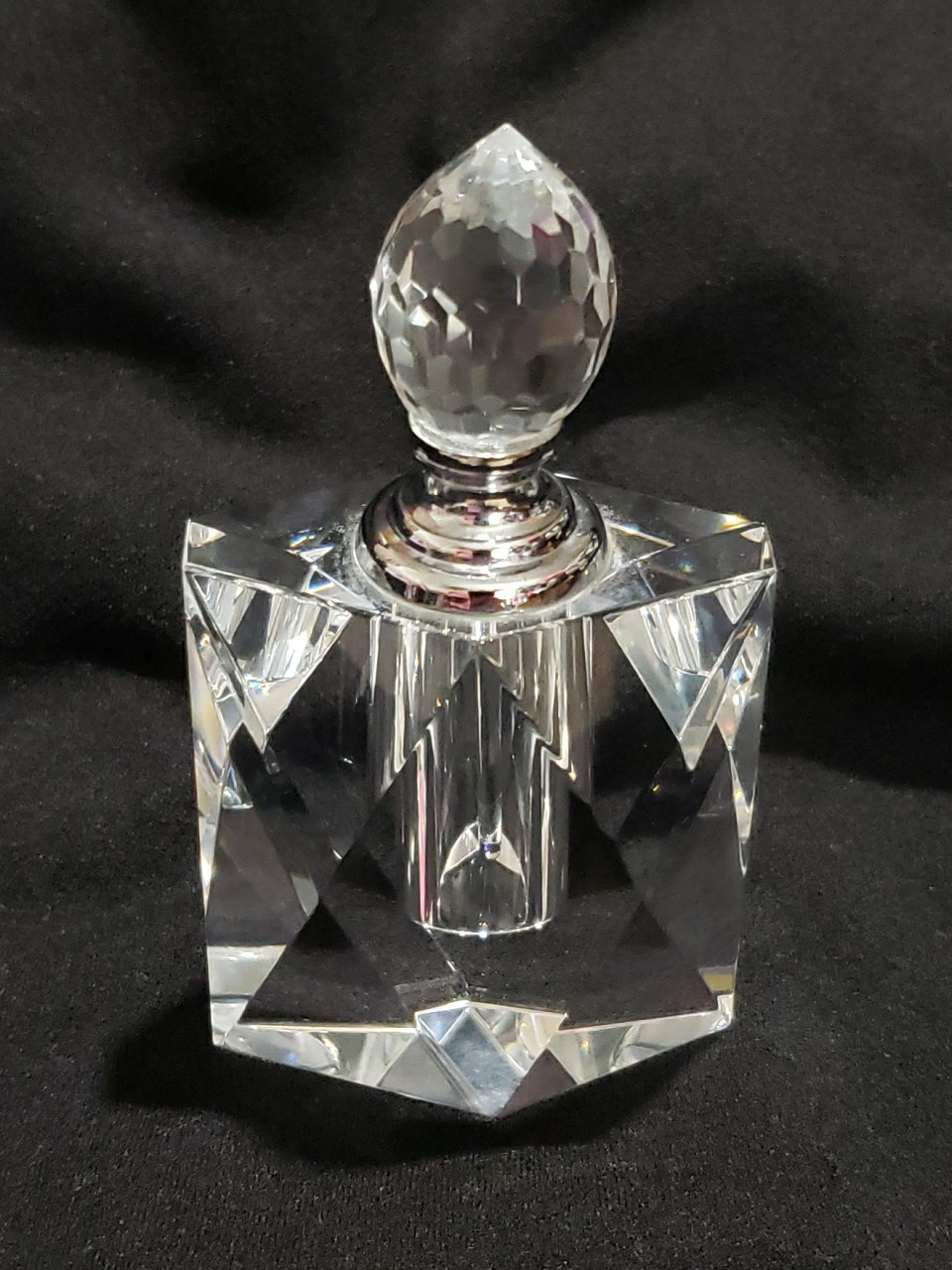 Crystal Perfume Bottle With Screw In Dauber