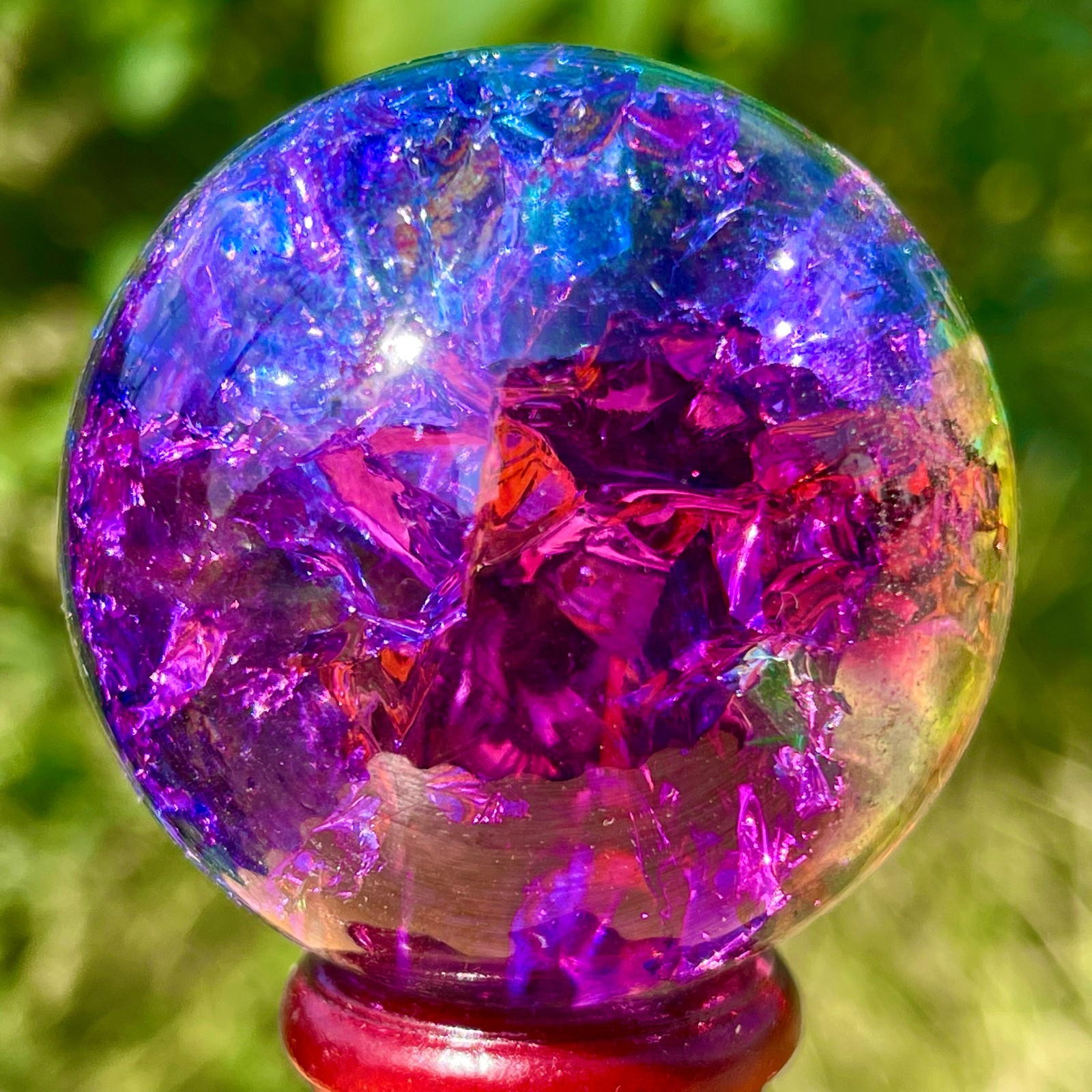156G Natural Titanium Rainbow Quartz sphere Crystal ball Healing