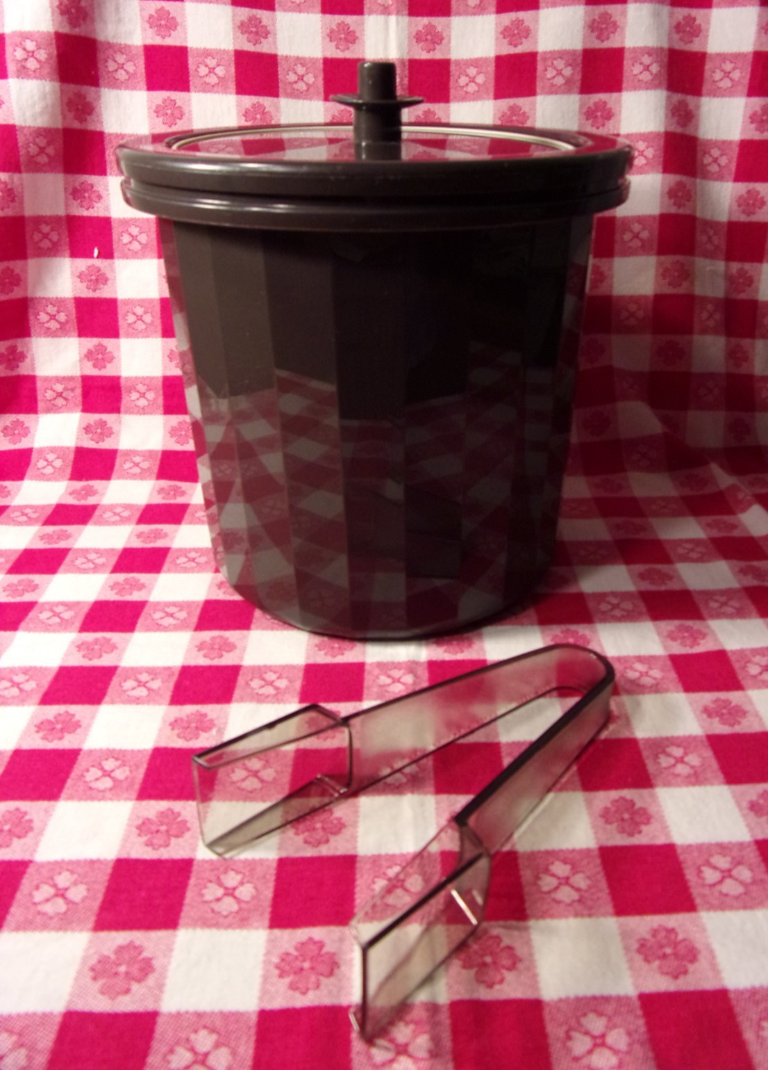 VINTAGE TUPPERWARE Ice Cube Bucket With Ice Tongs – Espresso Brown Color