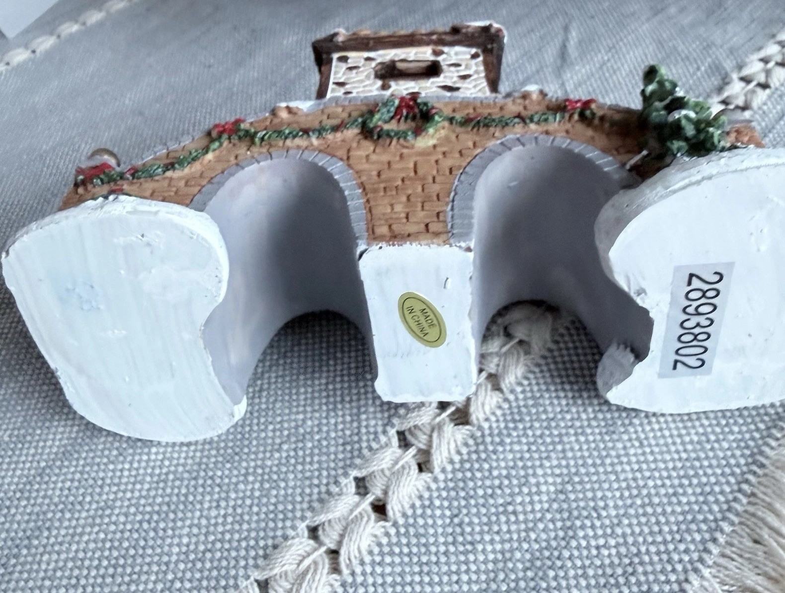 VTG Ross Light Holiday Village Miniature Bridge Accessory Christmas Cheers