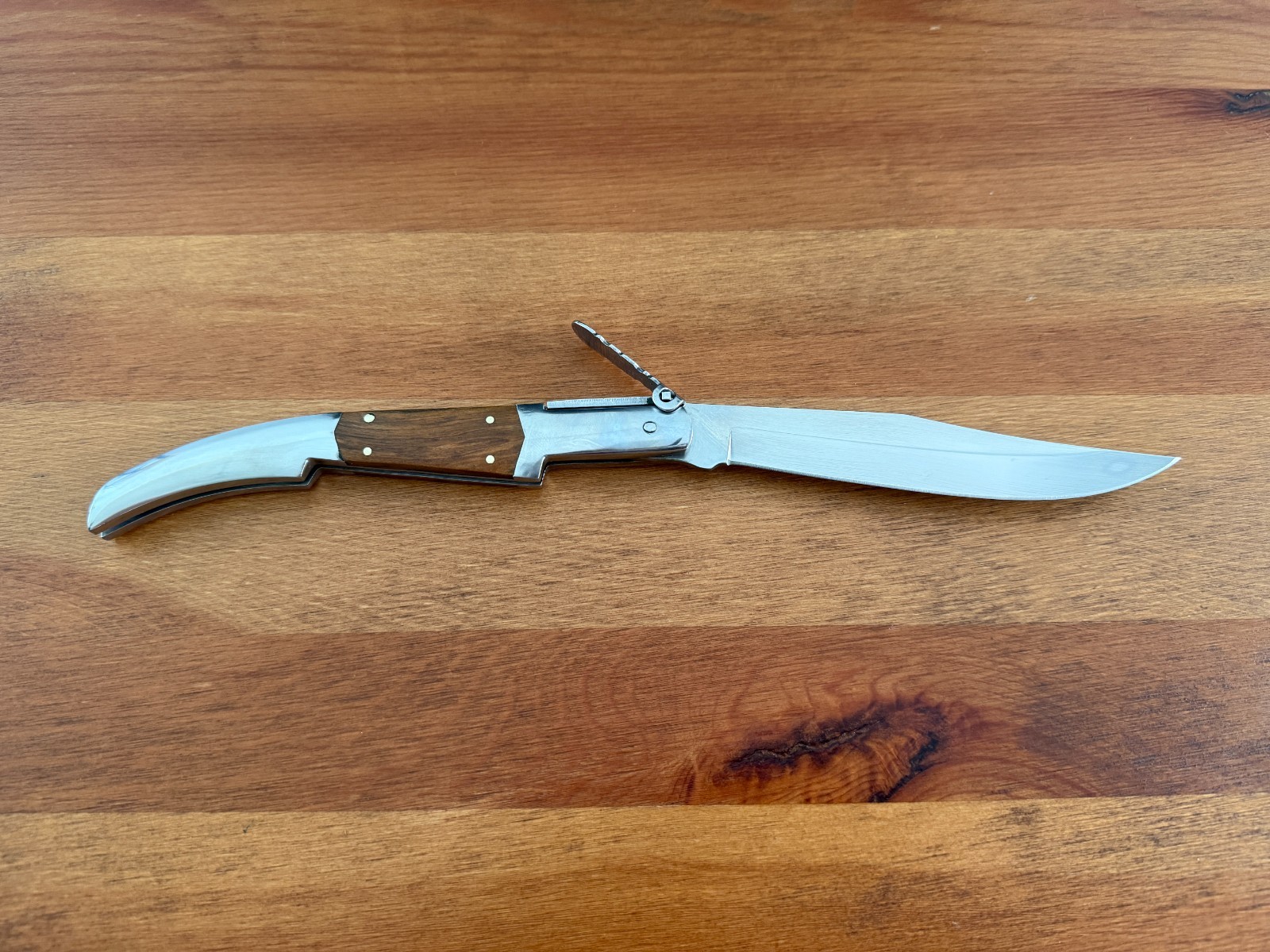 5.1″ Arabian Style Navaja with Ratchet Pocket Knife Olive Wood and Steel Handle