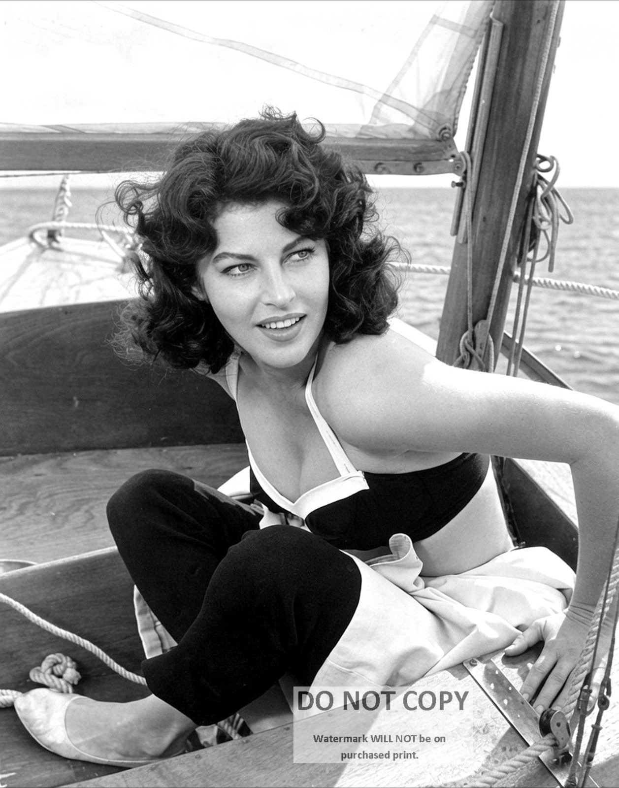 11X14 PUBLICITY PHOTO – ACTRESS AVA GARDNER PIN UP (ZZ-001)