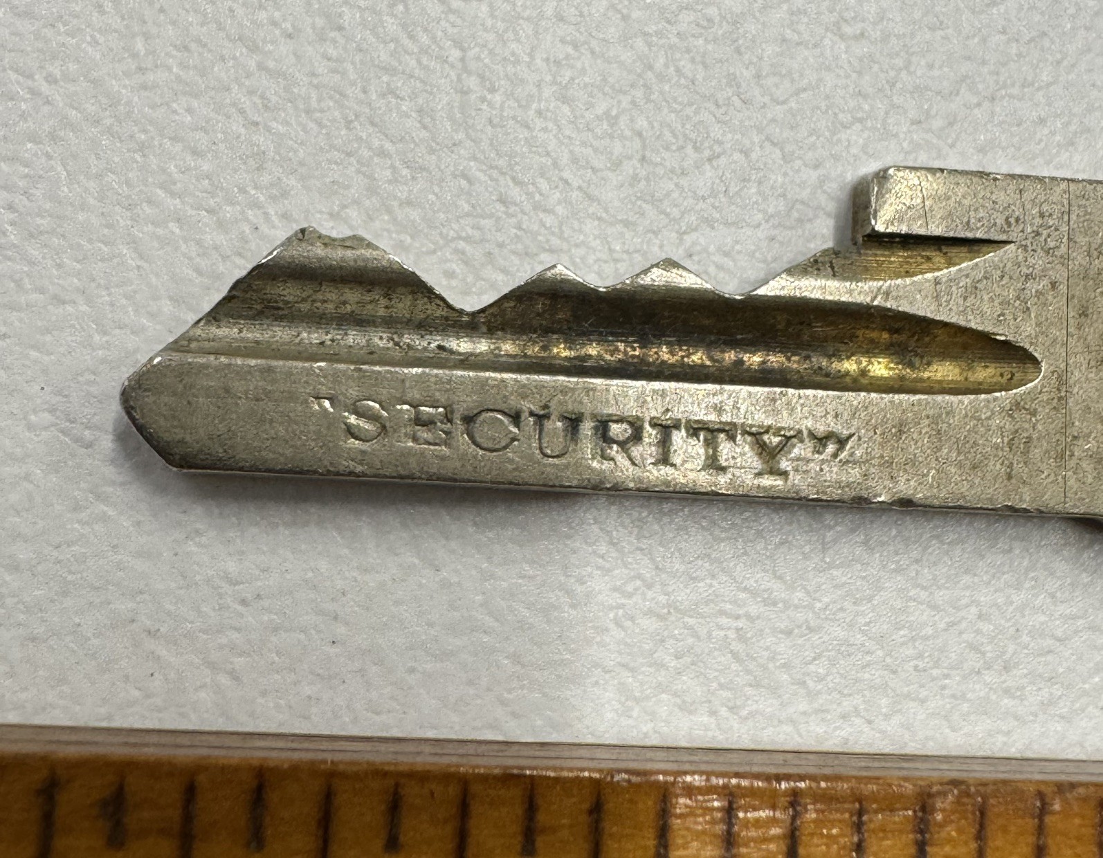 🌿 🗝️ Vintage Yale & Towne # ST 437 Stamford Connecticut Security Key