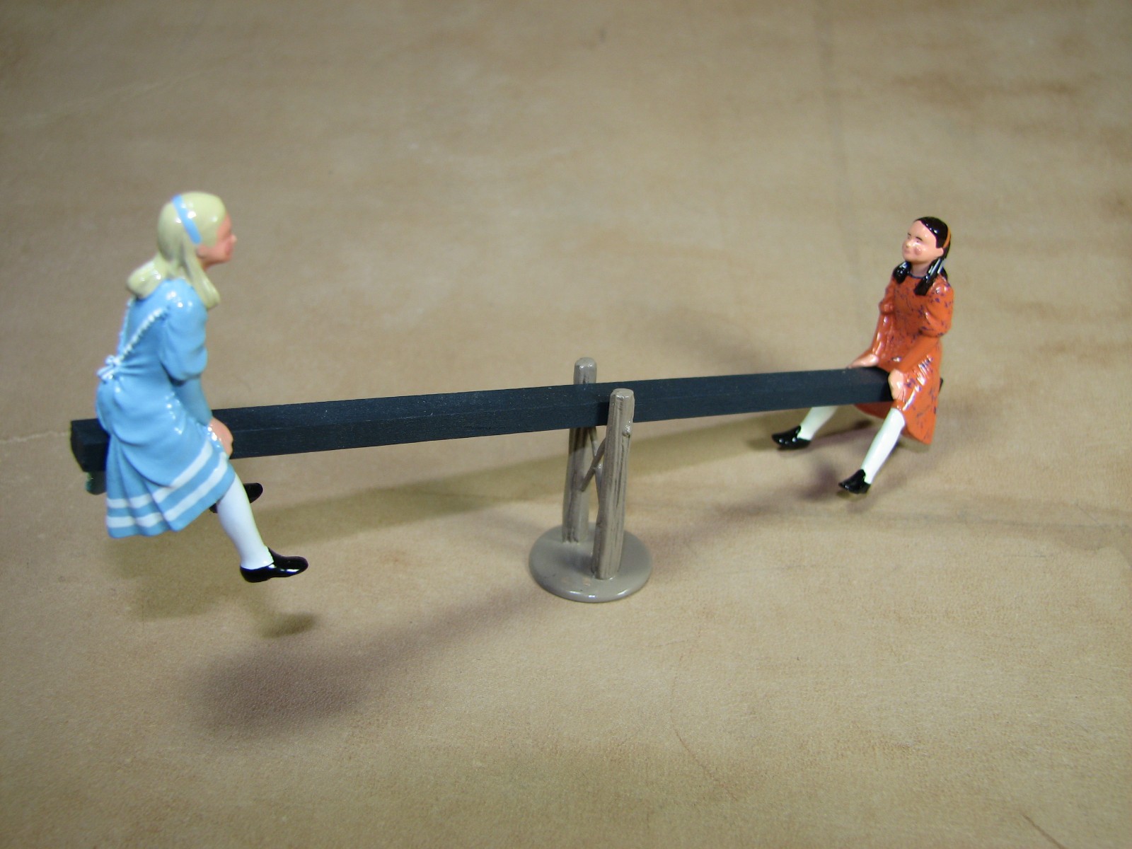 Imperial Productions Greytown, NZ Town & Around Series #22 Girls on See-saw 54mm
