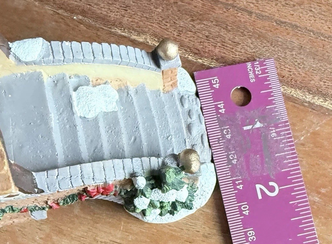 VTG Ross Light Holiday Village Miniature Bridge Accessory Christmas Cheers