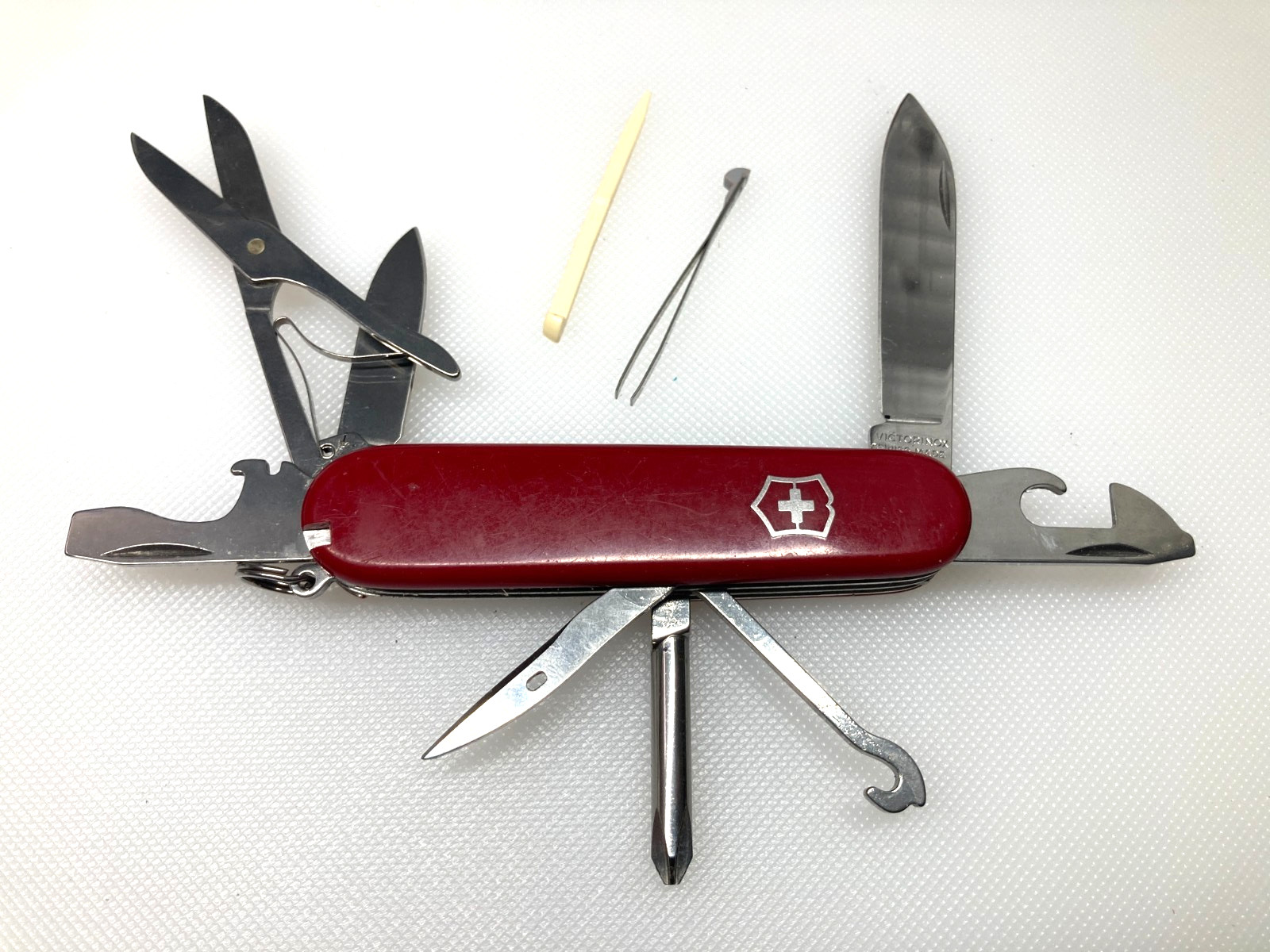Victorinox Super Tinker Swiss Army Knife (A)