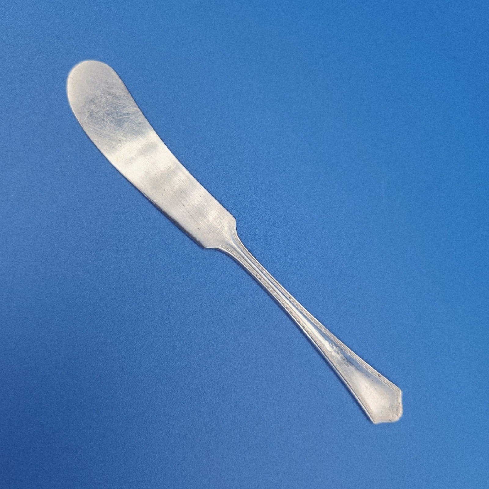 Vintage Oneida Flat Butter Spreader “Community” Silver Plate knife