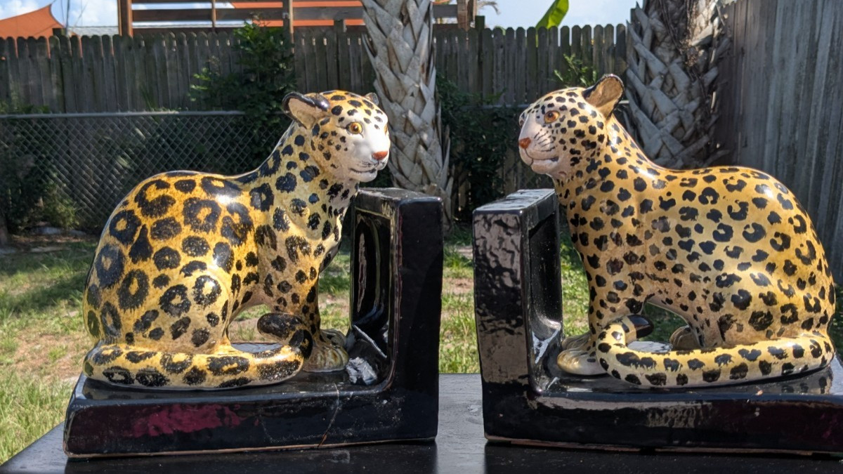 VTG 1960s Ceramic Leopard Bookends Each 8 x 7.5 x 5 & 4 pounds Made in Italy