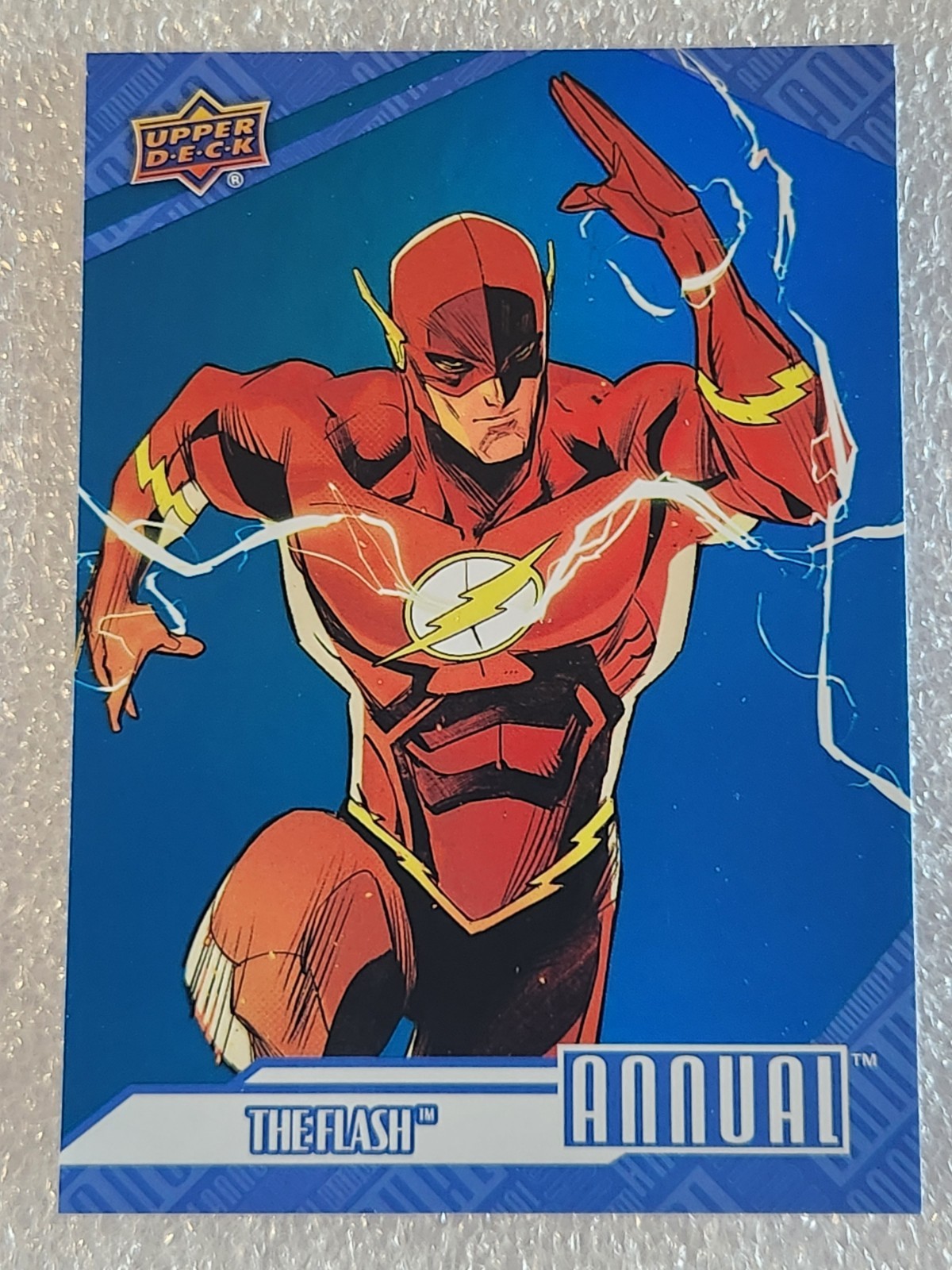#32 THE FLASH BARRY ALLEN 2024-25 Upper Deck DC Annual BLUE