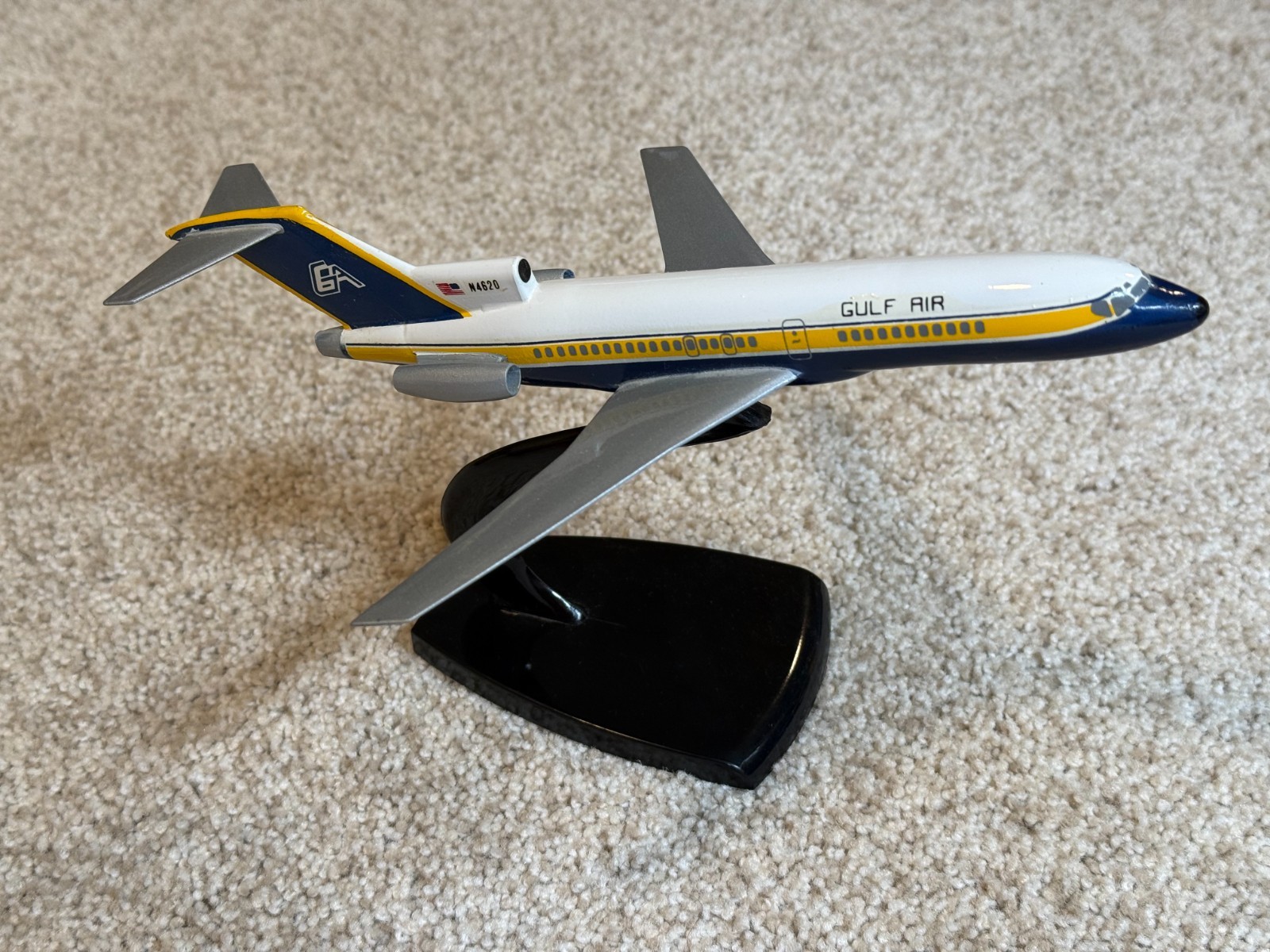 Air Jet Advance 1/200 scale Gulf Air Transport Boeing 727-100