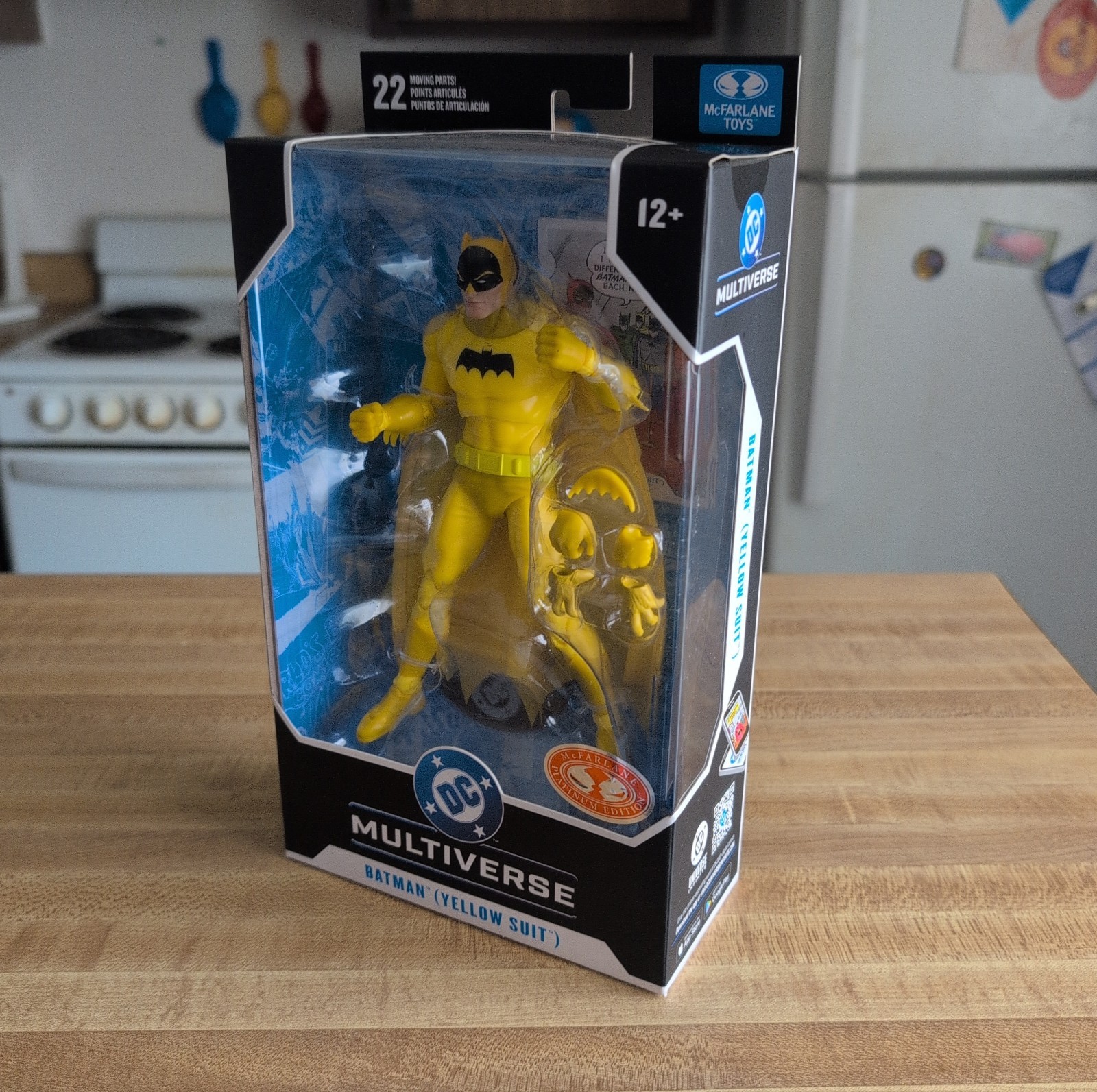 DC Multiverse – Yellow Batman (Chase) Figure – 7 Inches
