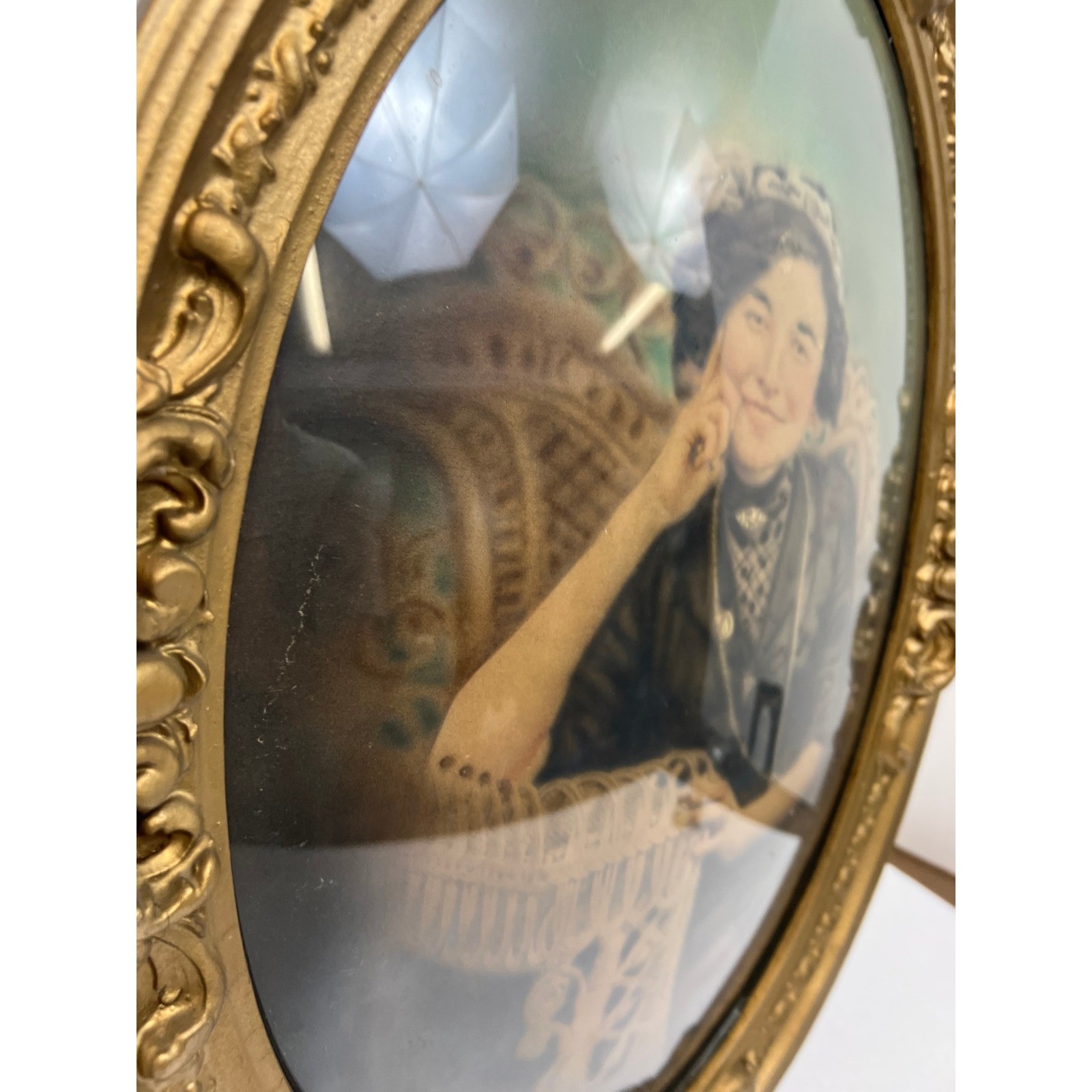 Vintage Oval Gold Frame with Convex Bubble Glass antique ornate photo victorian