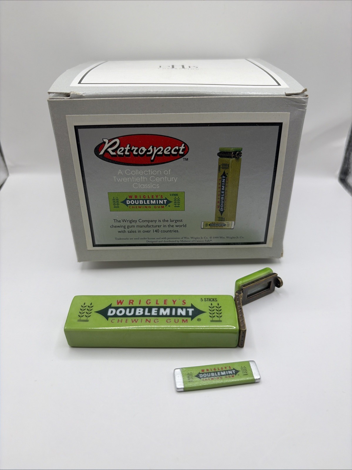 Wrigley’s Doublemint Gum PHB Porcelain Hinged Box Midwest of Cannon Falls – NIB