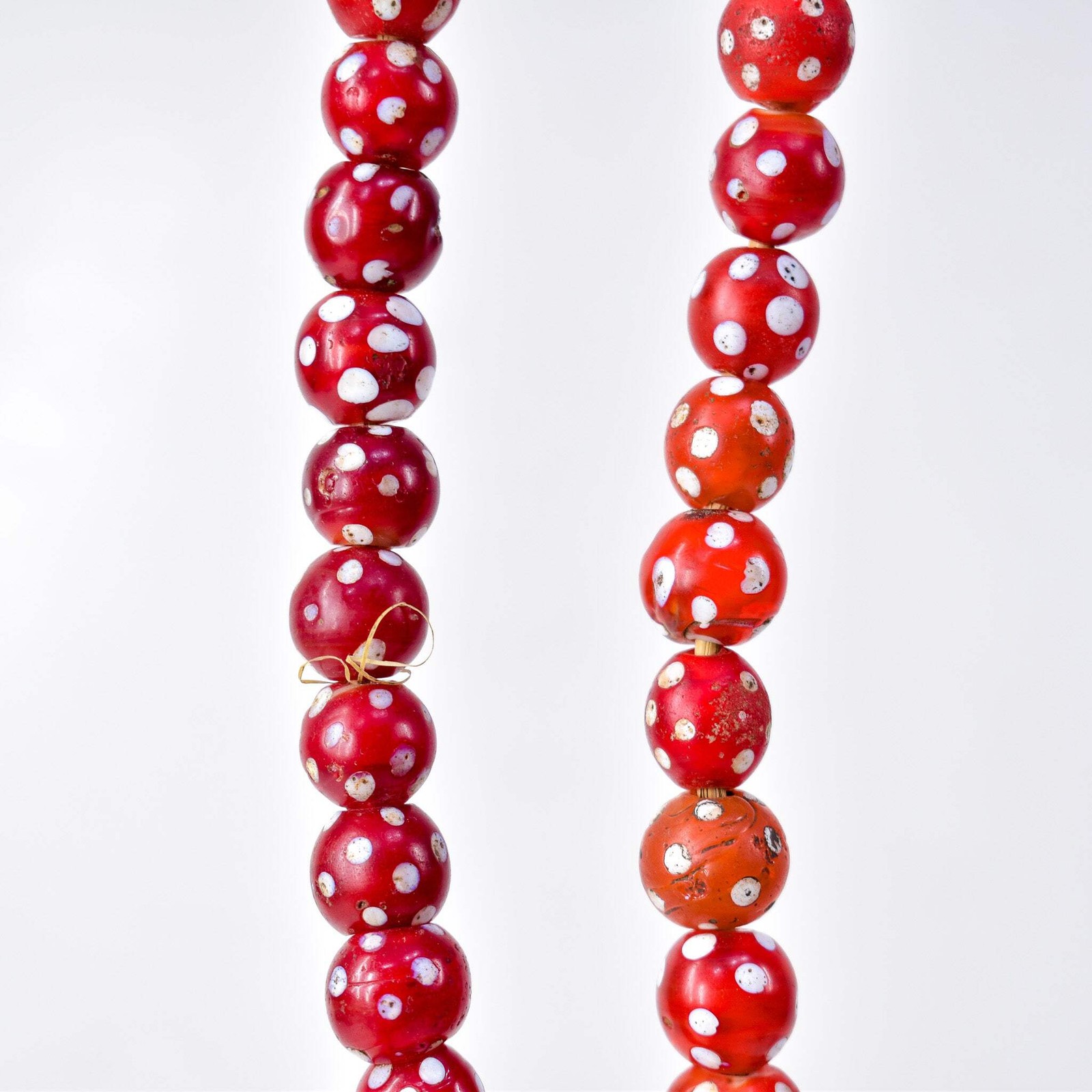 Venetian Skunk Red Trade Beads