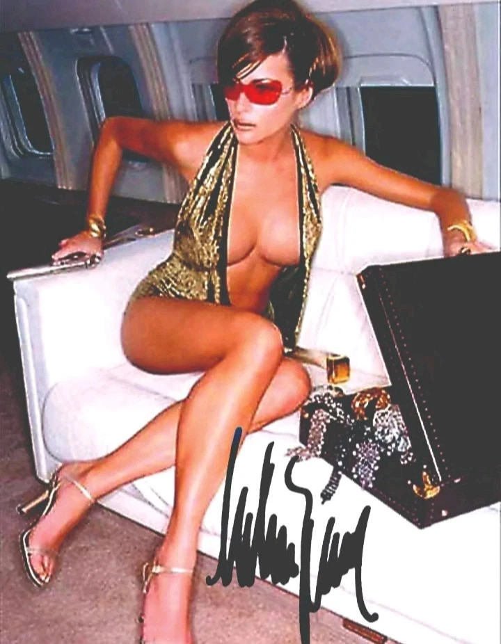MELANIA TRUMP 8.5X11 SIGNED PHOTO 1ST LADY AUTOGRAPH ORIGINAL SIGNATURE REPRINT
