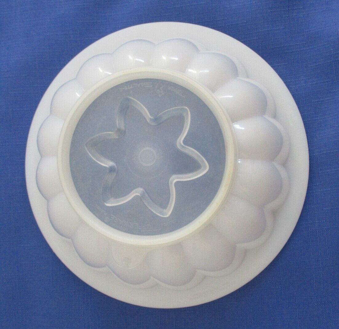 Vintage 3 Piece Tupperware Jel-N-Serve Flower Mold Bowl Base 778-1 Design 4 Cup