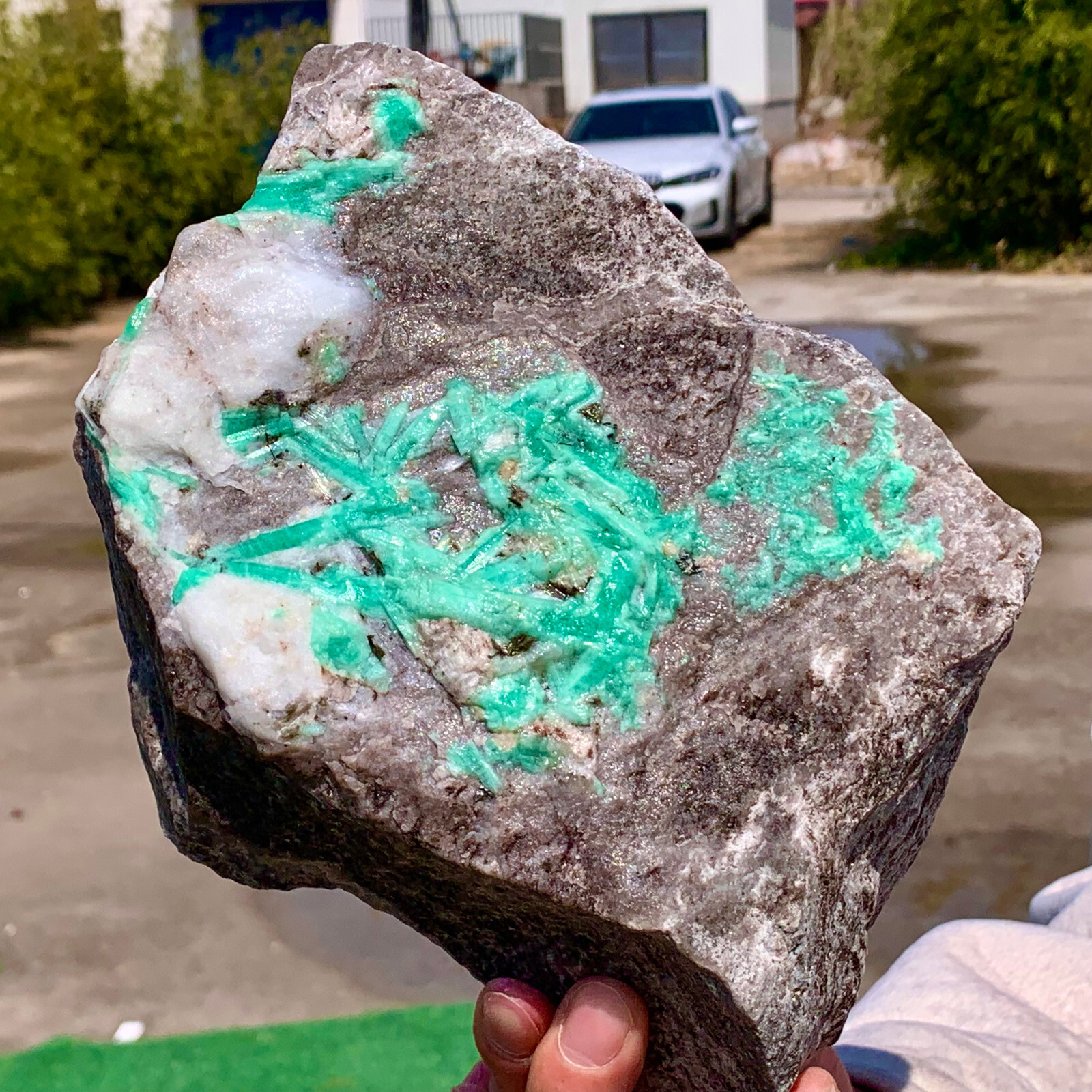 6.14LB Natural Rare Emerald Gem Crystal Mineral Specimen/China