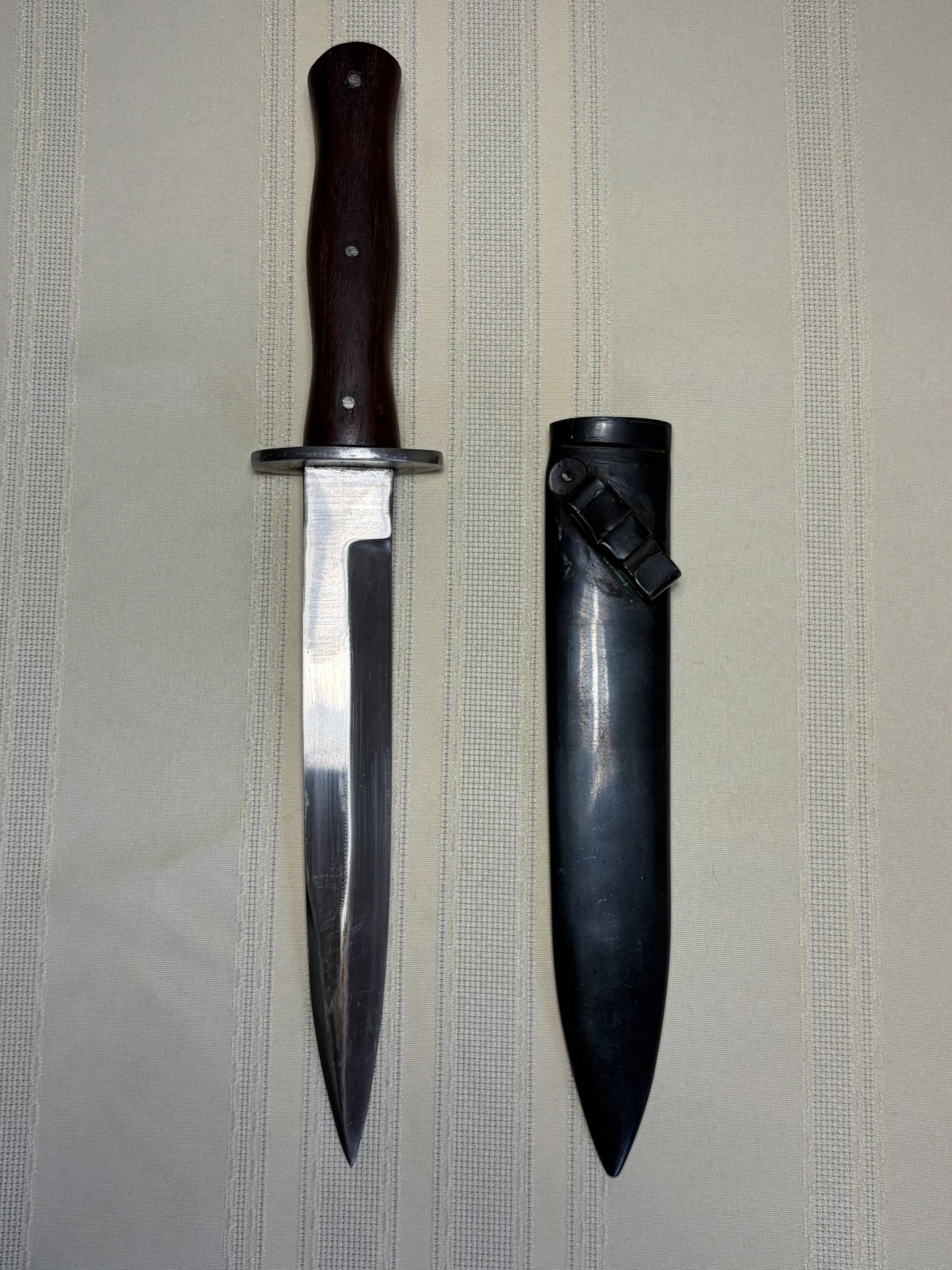 WW2 WWII Italian Army Pugnale M39 Combat Knife w/ Scabbard – REPRODUCTION