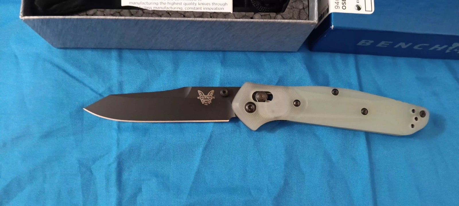 Benchmade 940BK-2004 Osborne Axis Blade HQ Black M4 G10 Jade Handle