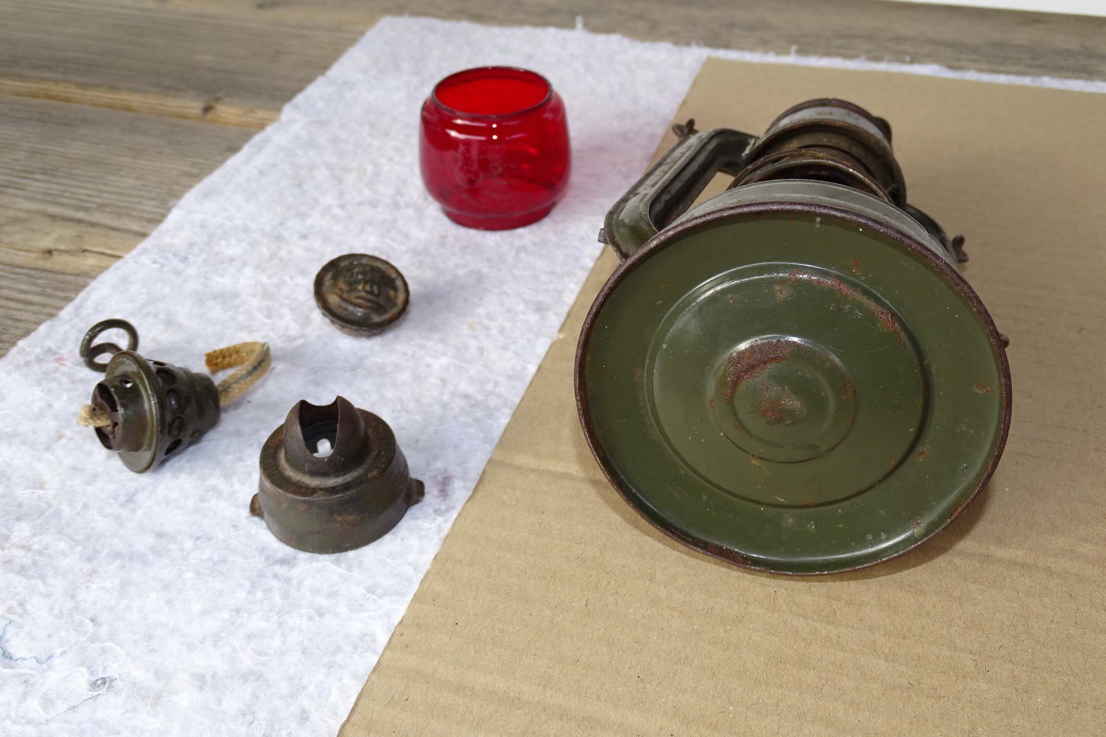 Feuerhand Atom No. 75 Red Glass WW2 Storm Lantern Made in Germany Marching Lantern
