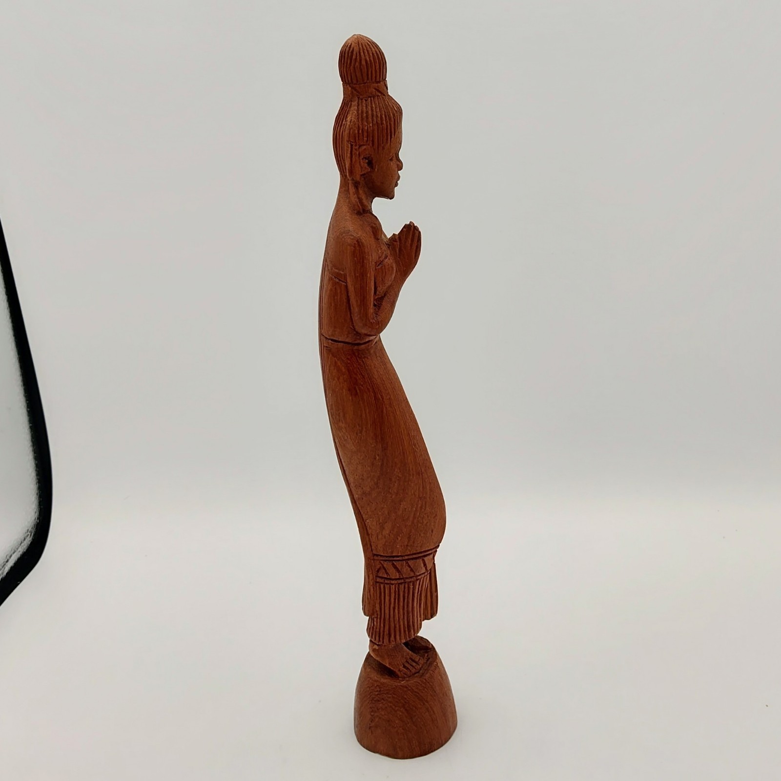 Thai Sawasdee Lady Welcome Praying Statue Hand Carved Wood 12.25 Inch Tall