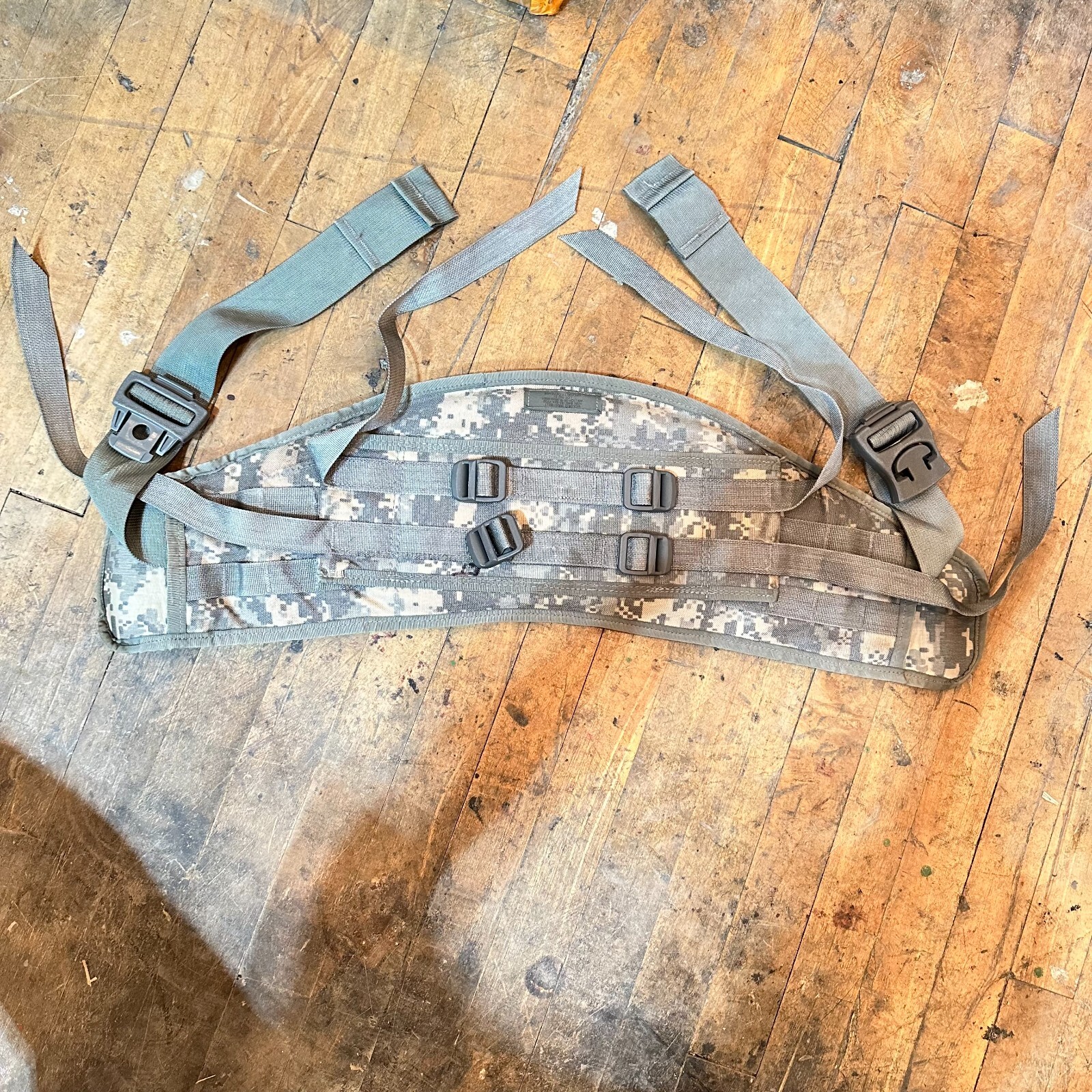 USGI Tactical Rucksack Waist Belt Hip Belt ACU/UCP Molle II Molded and Padded